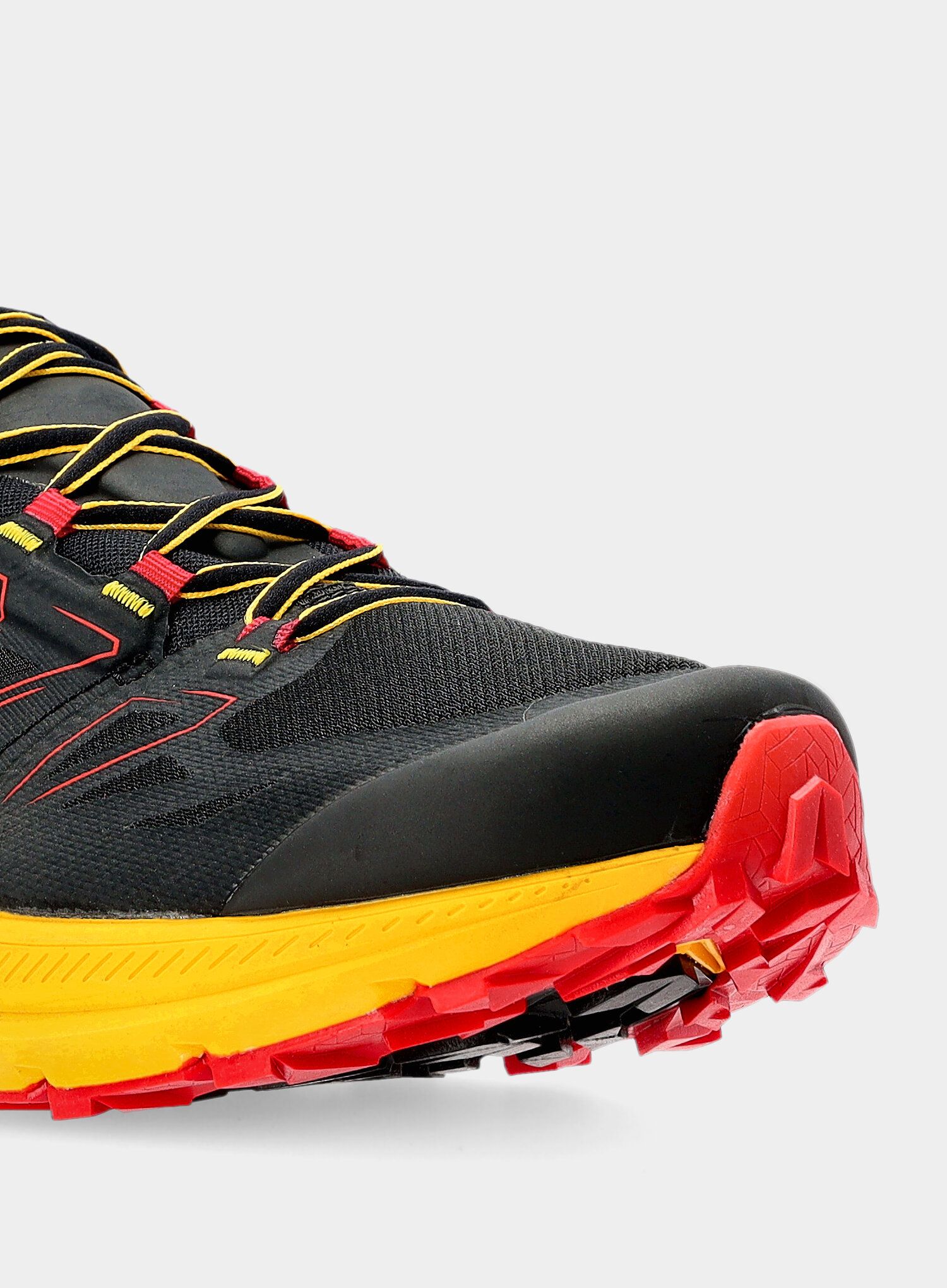 Обувки за планинско бягане La Sportiva Jackal - black/yellow