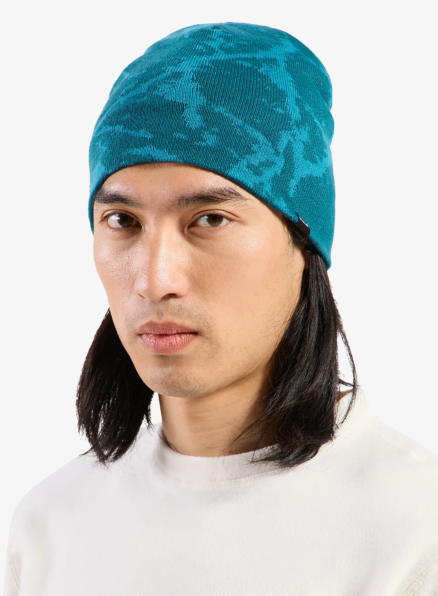 OdloEssentialReversibleHat_reflectingpond_fw26_7617977440413_200.webp