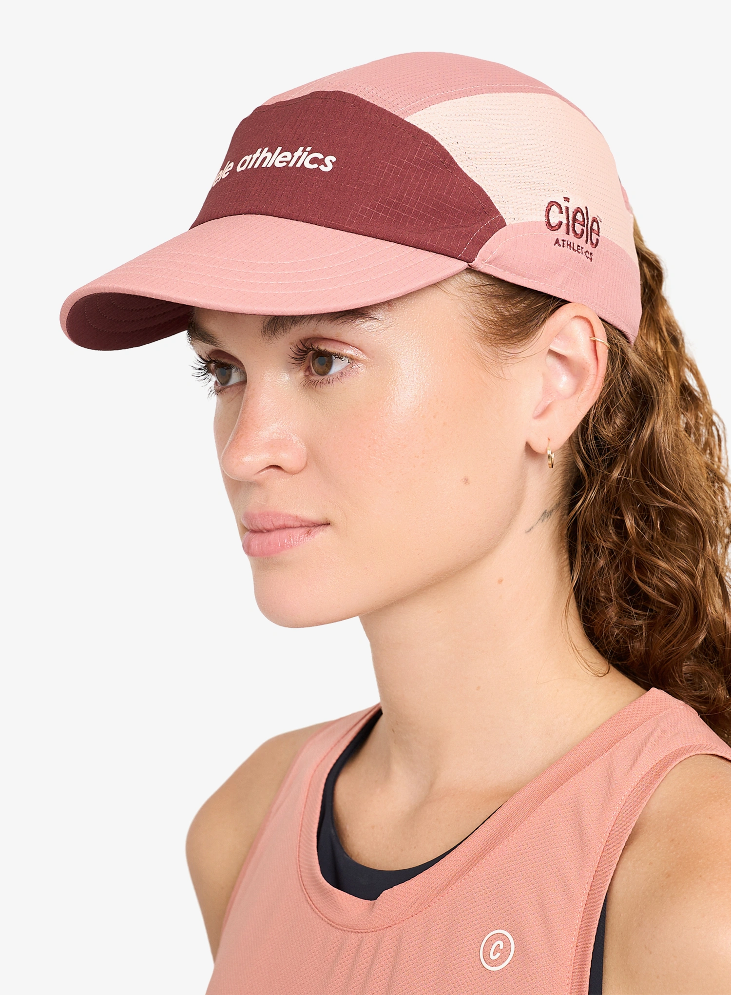 Шапка с козирка Ciele FST Cap SC Field Iconic SL - andorra/rosedawn