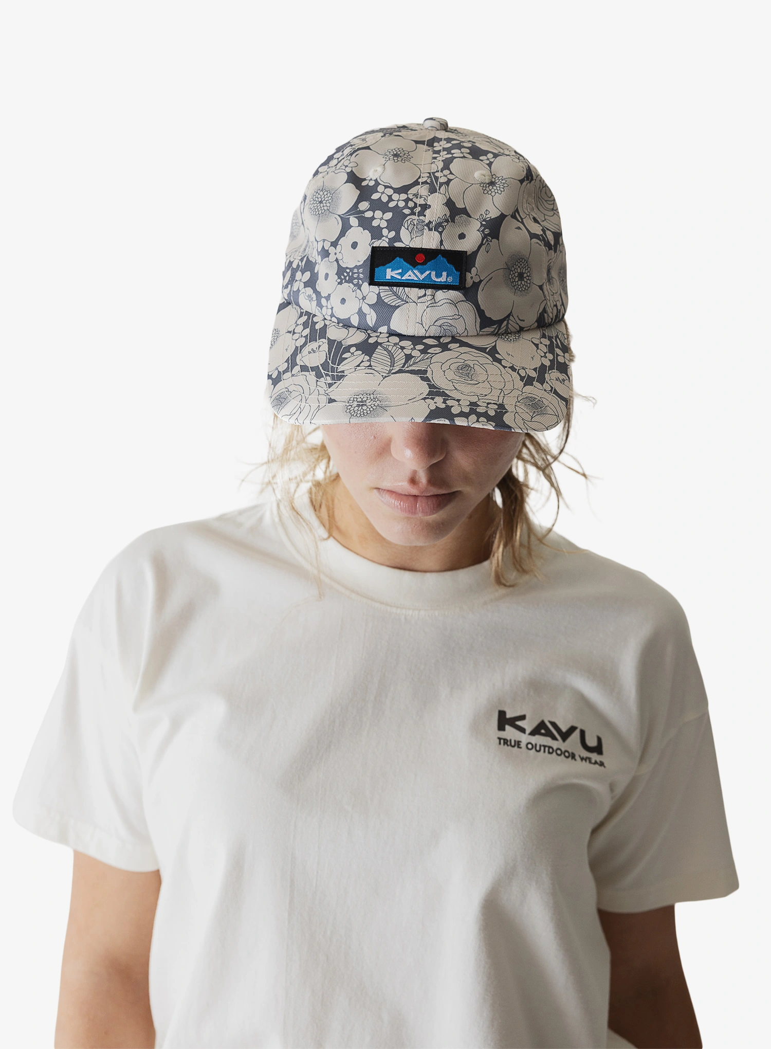 Шапка с козирка Kavu Ballard Classic - natural bloom
