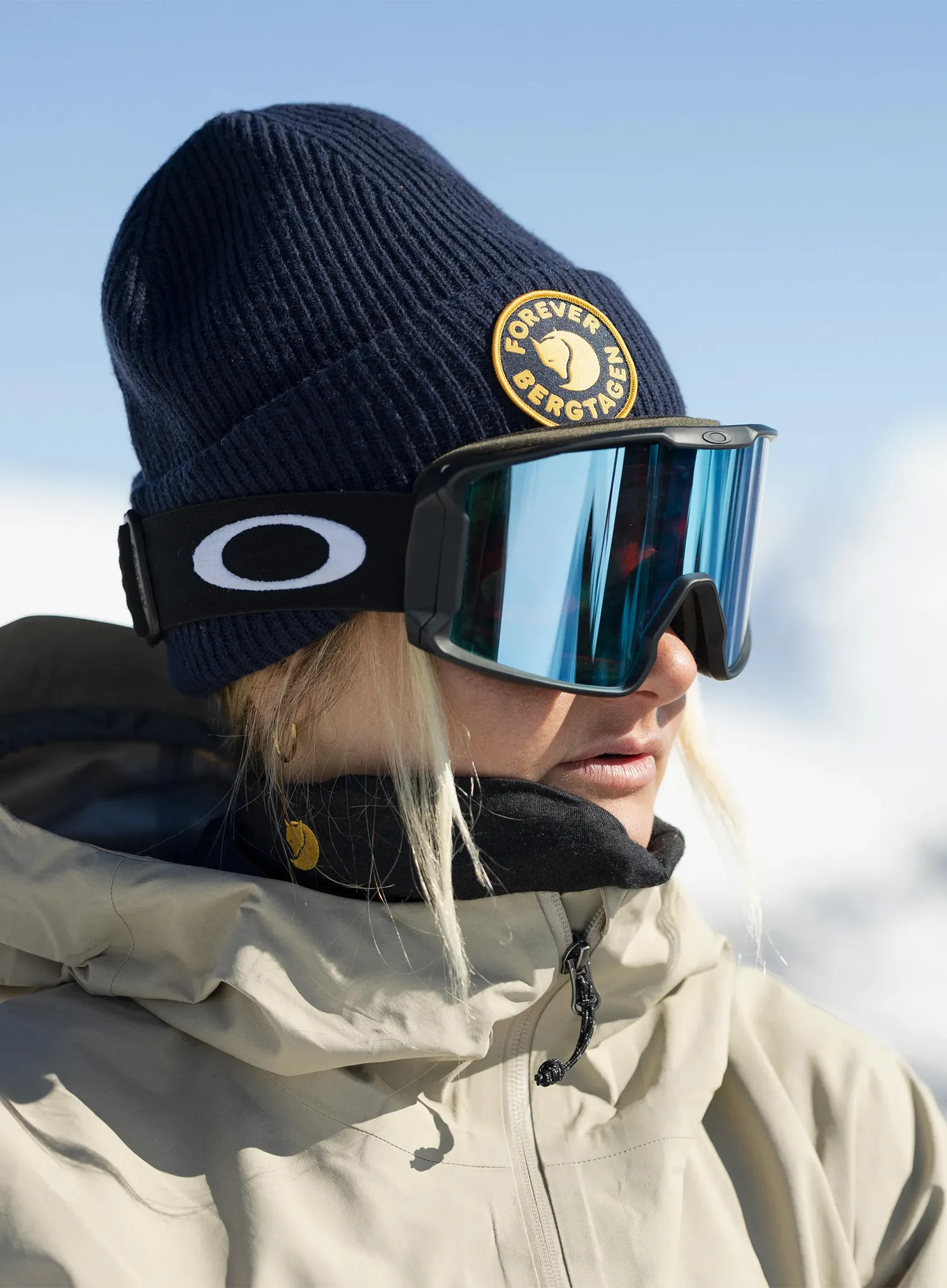 Зимна шапка Fjallraven Bergtagen Forever Wool Beanie - black