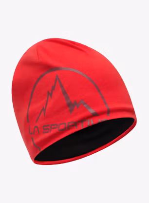 qwe_LaSportivaCircleBeaniemountainredredwood_b.webp
