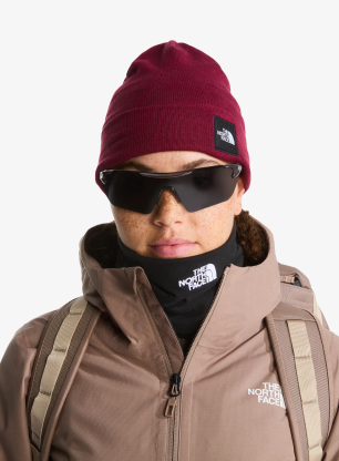 Зимна шапка The North Face Dock Worker Recycled Beanie - burgundy crush