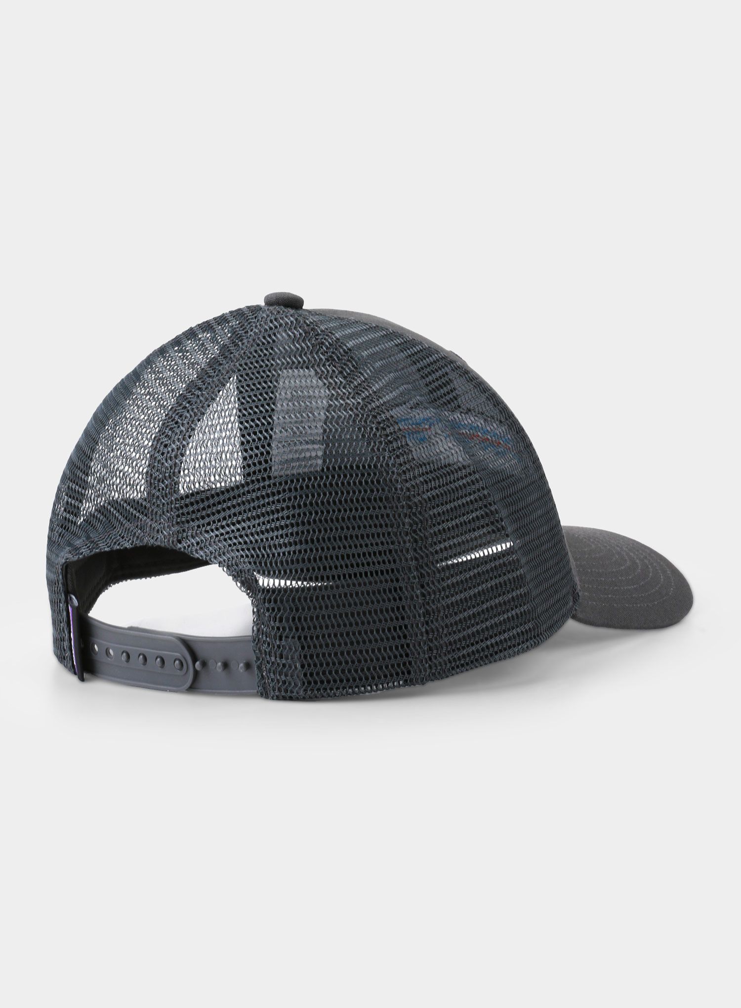Шапка Patagonia P-6 Logo LoPro Trucker Hat - forge grey