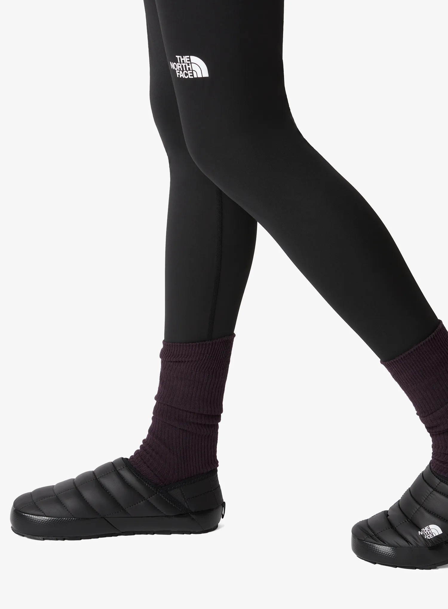 Дамски пухени пантофи The North Face ThermoBall Traction Mule V - tnf black/tnf black