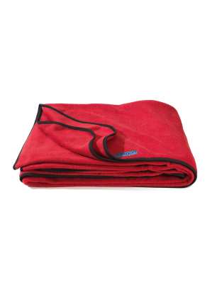 qwe_CocoonFleeceBlanketcherry799696108014a.webp
