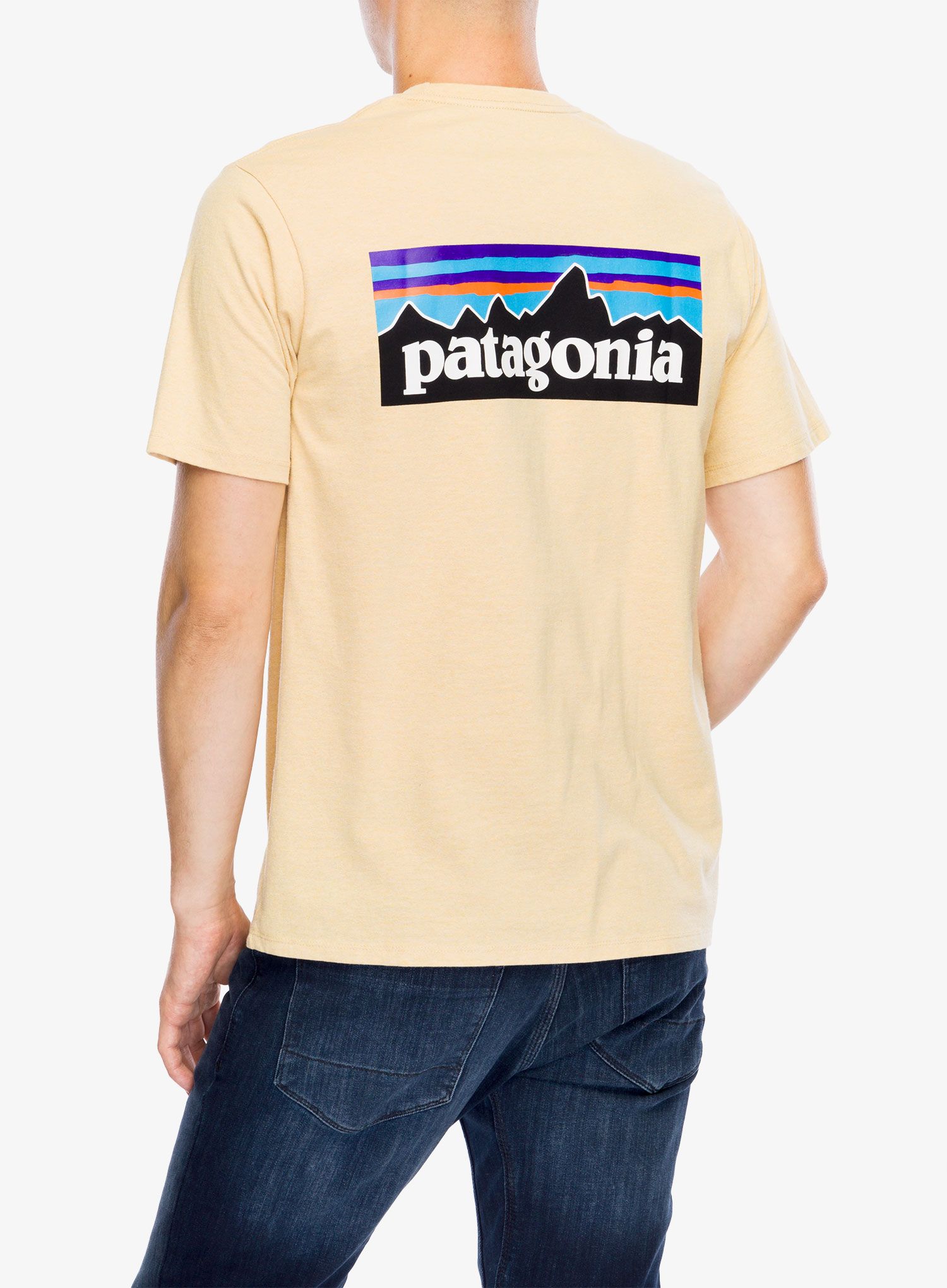Памучна тениска Patagonia P-6 Logo Responsibili-Tee - beeswax tan