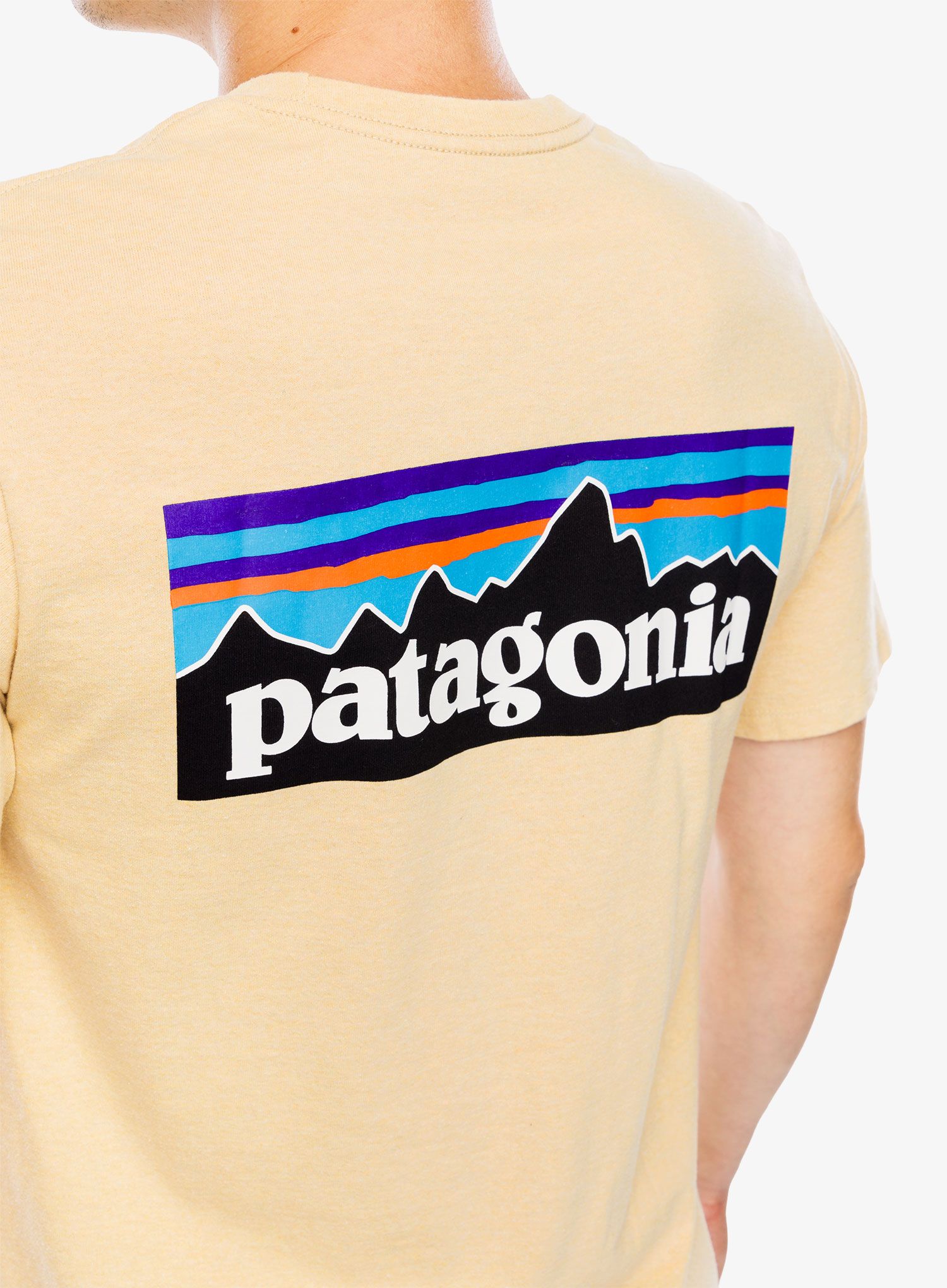 Памучна тениска Patagonia P-6 Logo Responsibili-Tee - beeswax tan