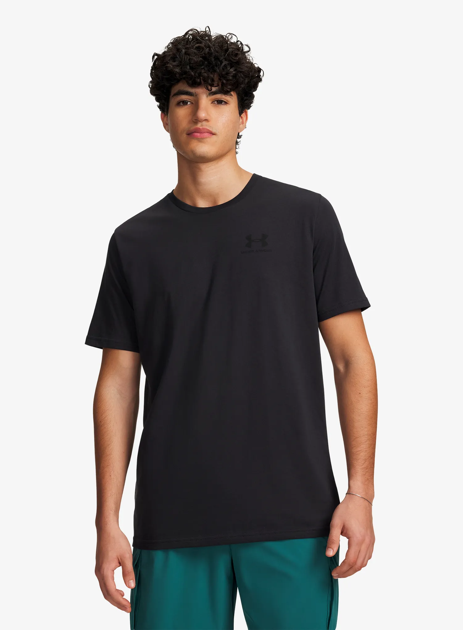 UnderArmourSportstyleLeftChestLogoSS_blackblack_fw26_192007420643_1_305.webp