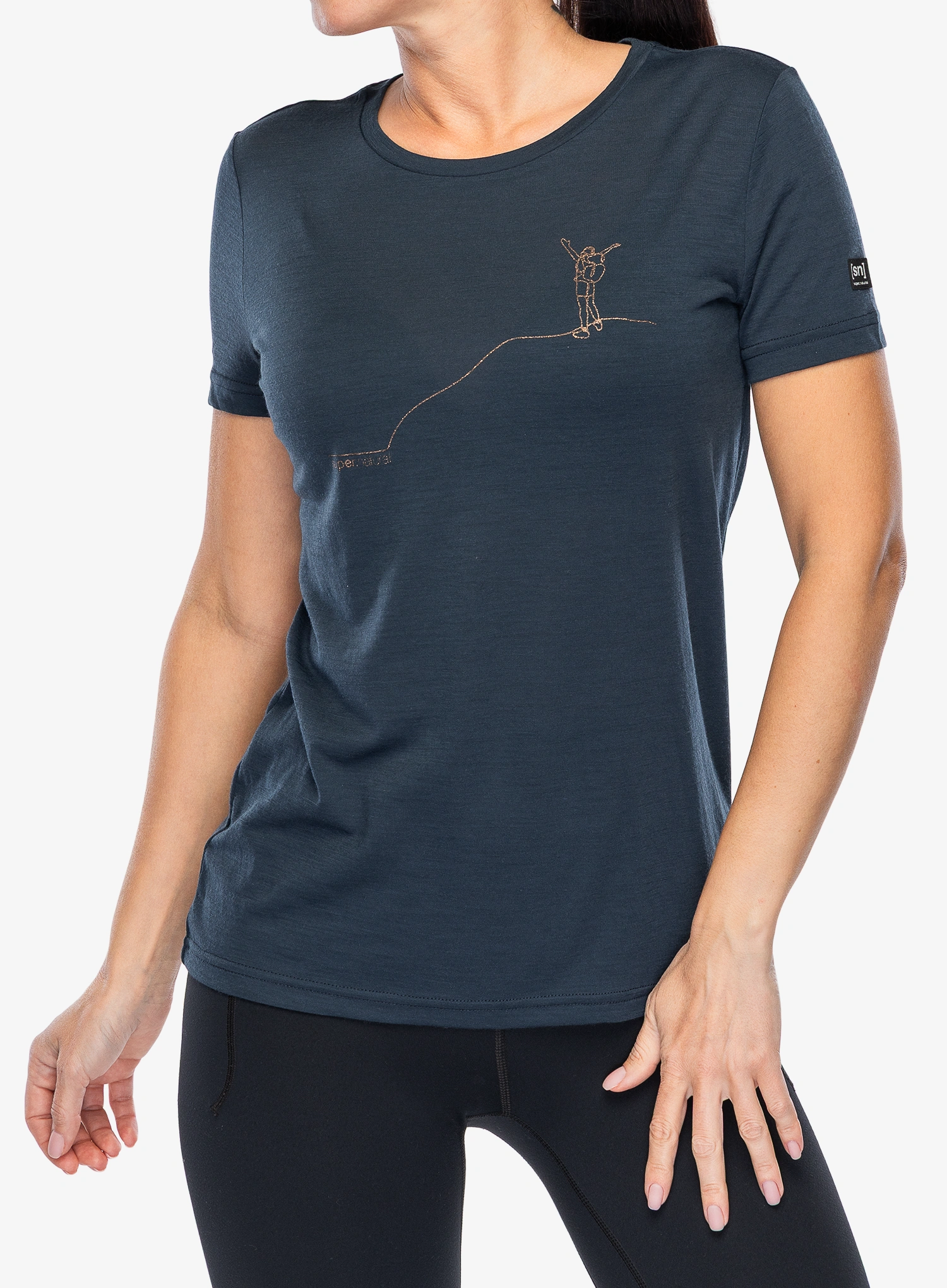 Super_naturalBerggluckTee_blueberry_cooper_505.webp