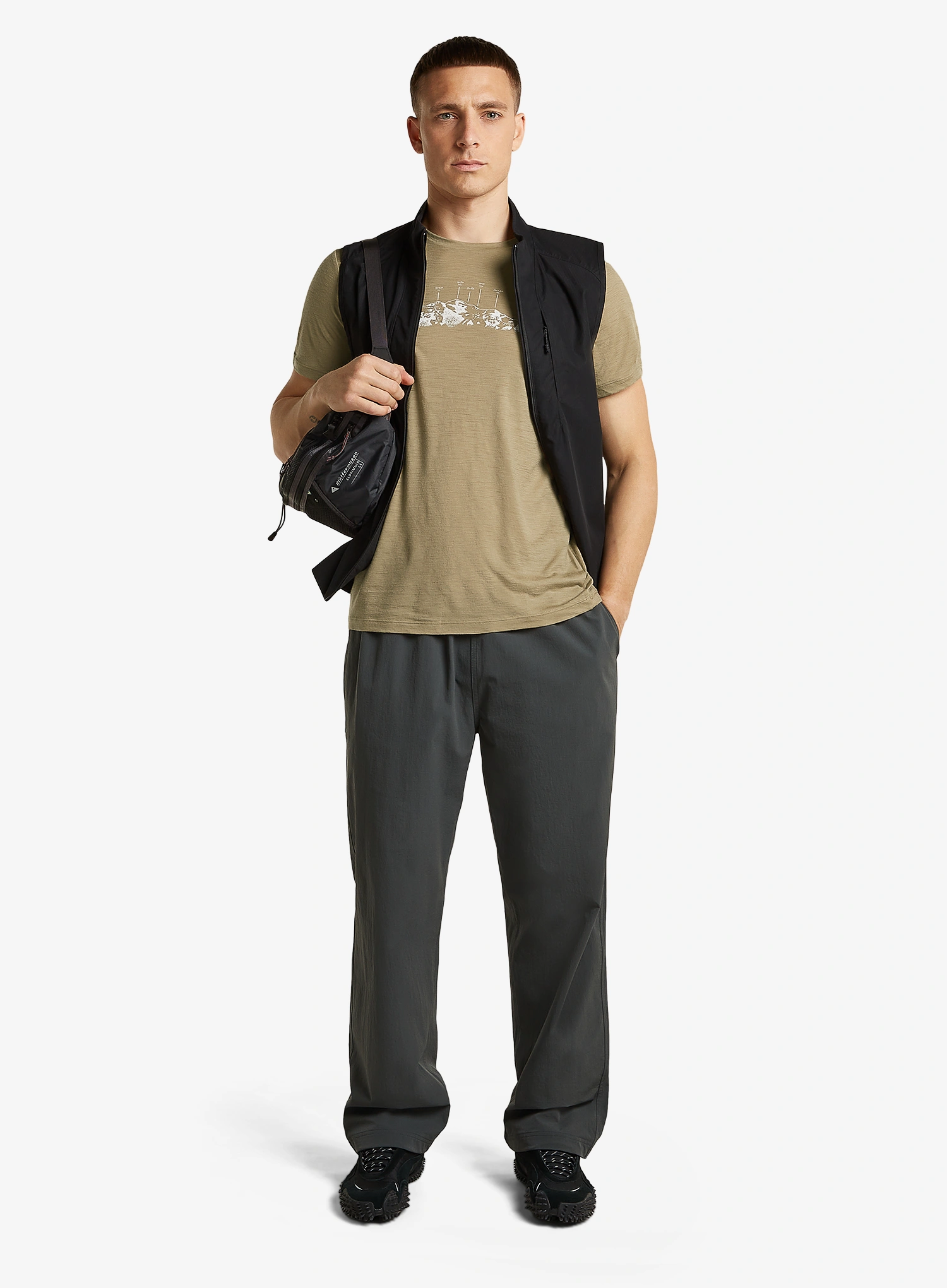 Тениска мерино Icebreaker Merino 150 Tech Lite SS Tee Massif - cumin