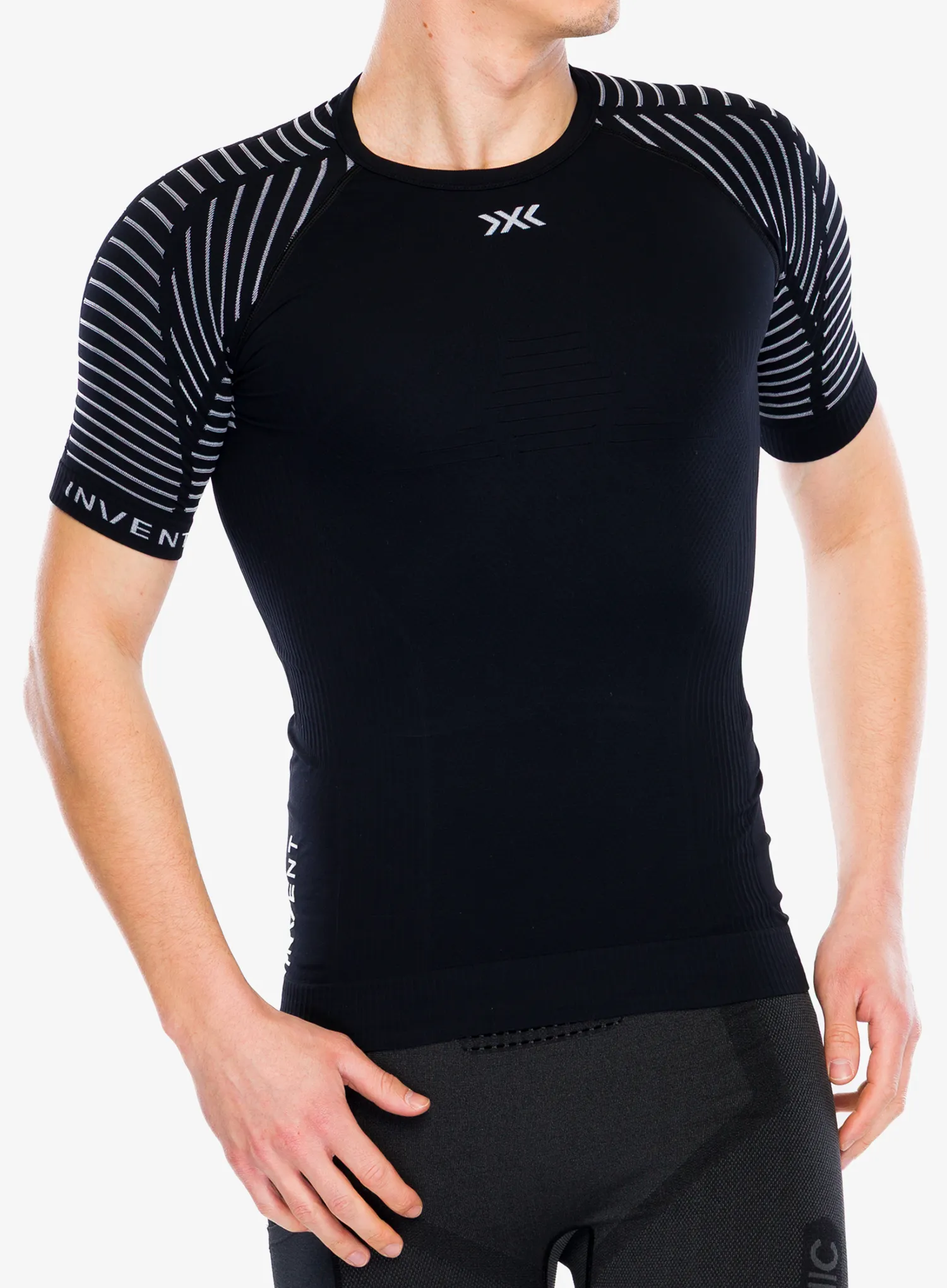 X_BionicInvent40LT_opalblackarcticwhite_7613418001281a.webp