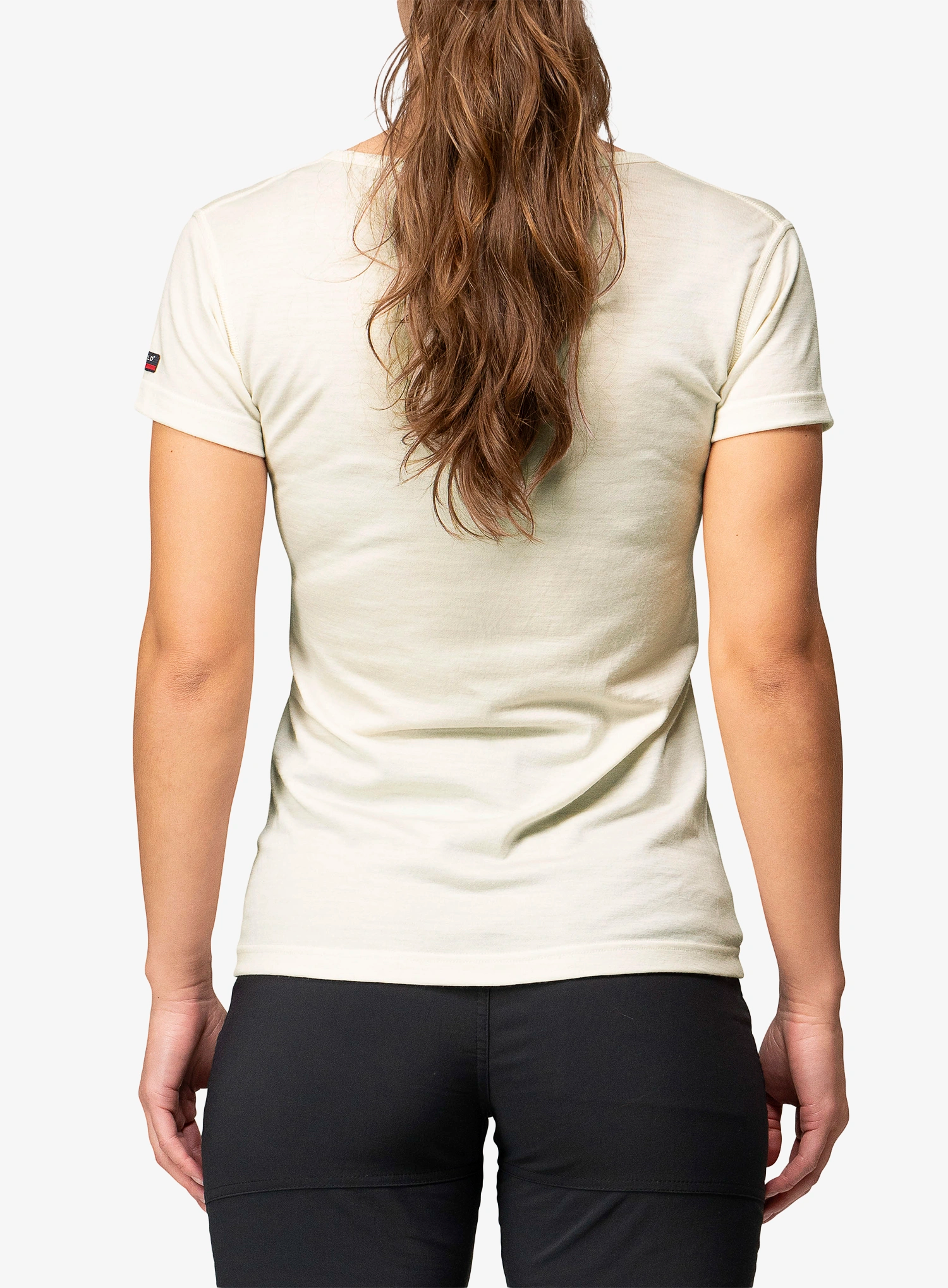 Дамска термоактивна тениска Devold Breeze Merino 150 T-Shirt - white