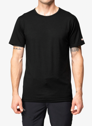 qweDevoldBreezePlusMerino200T_Shirtblack7028567675809a.webp