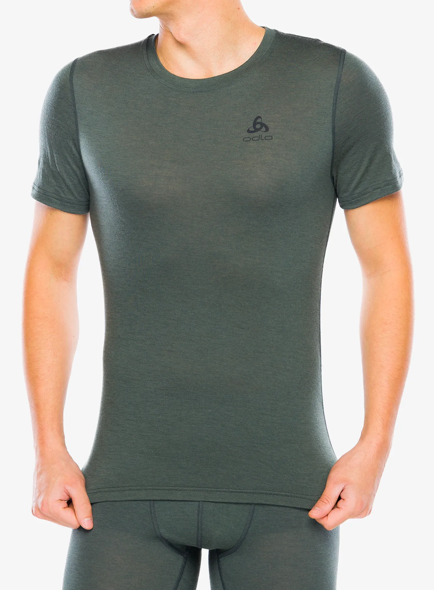 OdloMerino160BLTopCrewNeckSS_urbanchic7617977251293a.webp