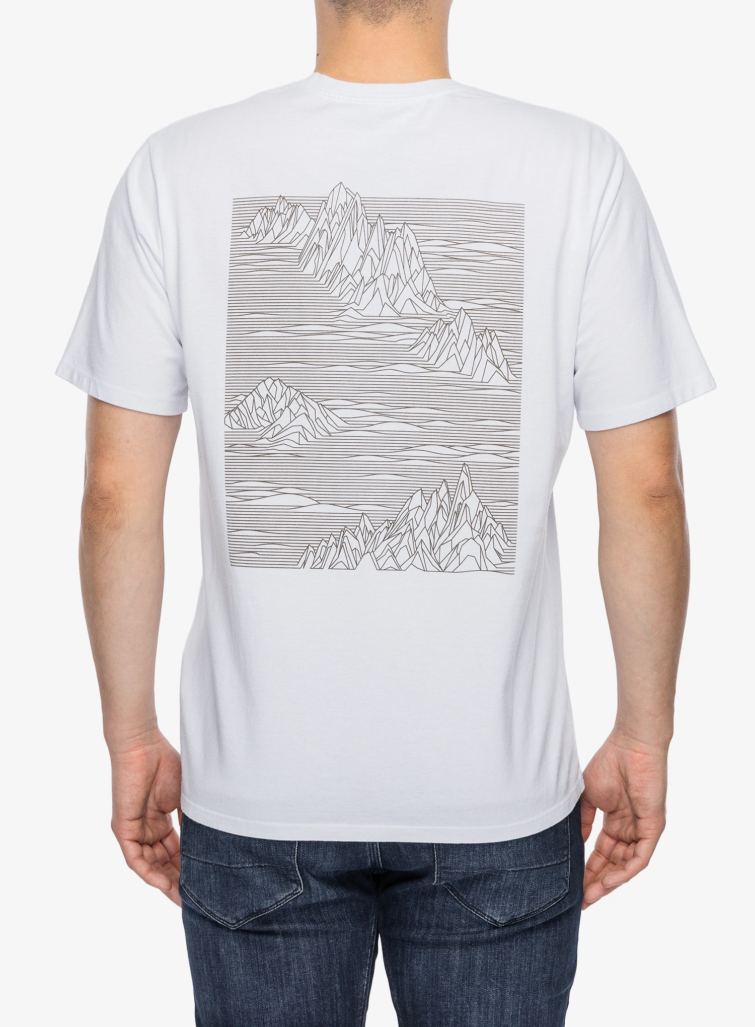 PatagoniaStrataspireResponsibili_Tee_white198077246220a.webp