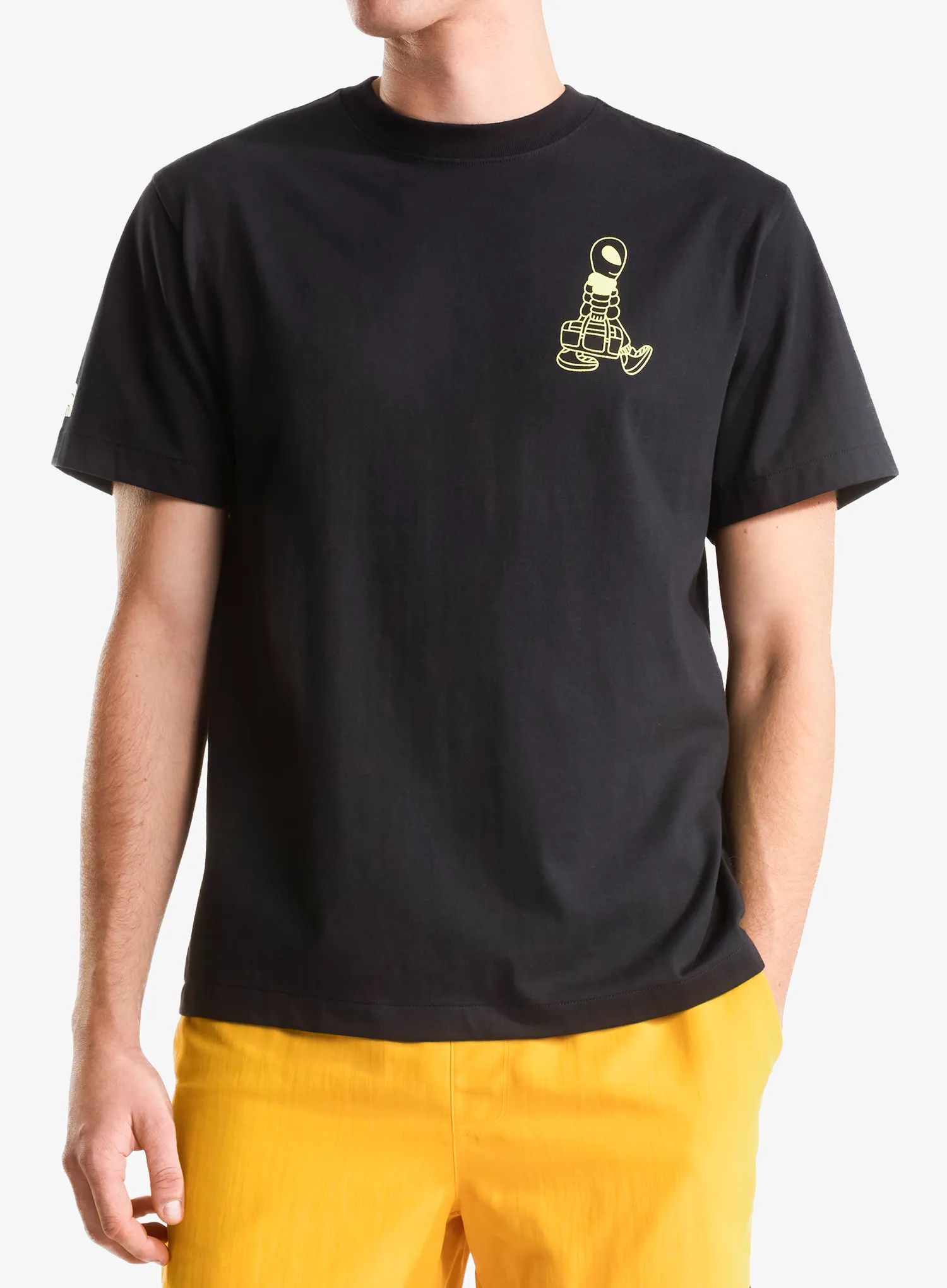 qweTheNorthFaceAlienRelaxedShortSleeveTeetnfblack198266102498a.webp