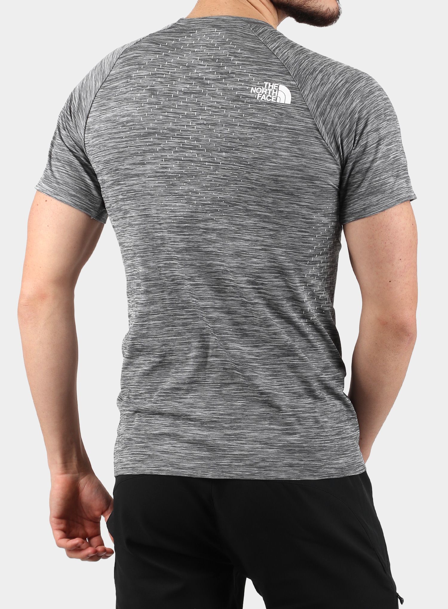 Тениска The North Face Impendor Seamless Tee - blk white/white