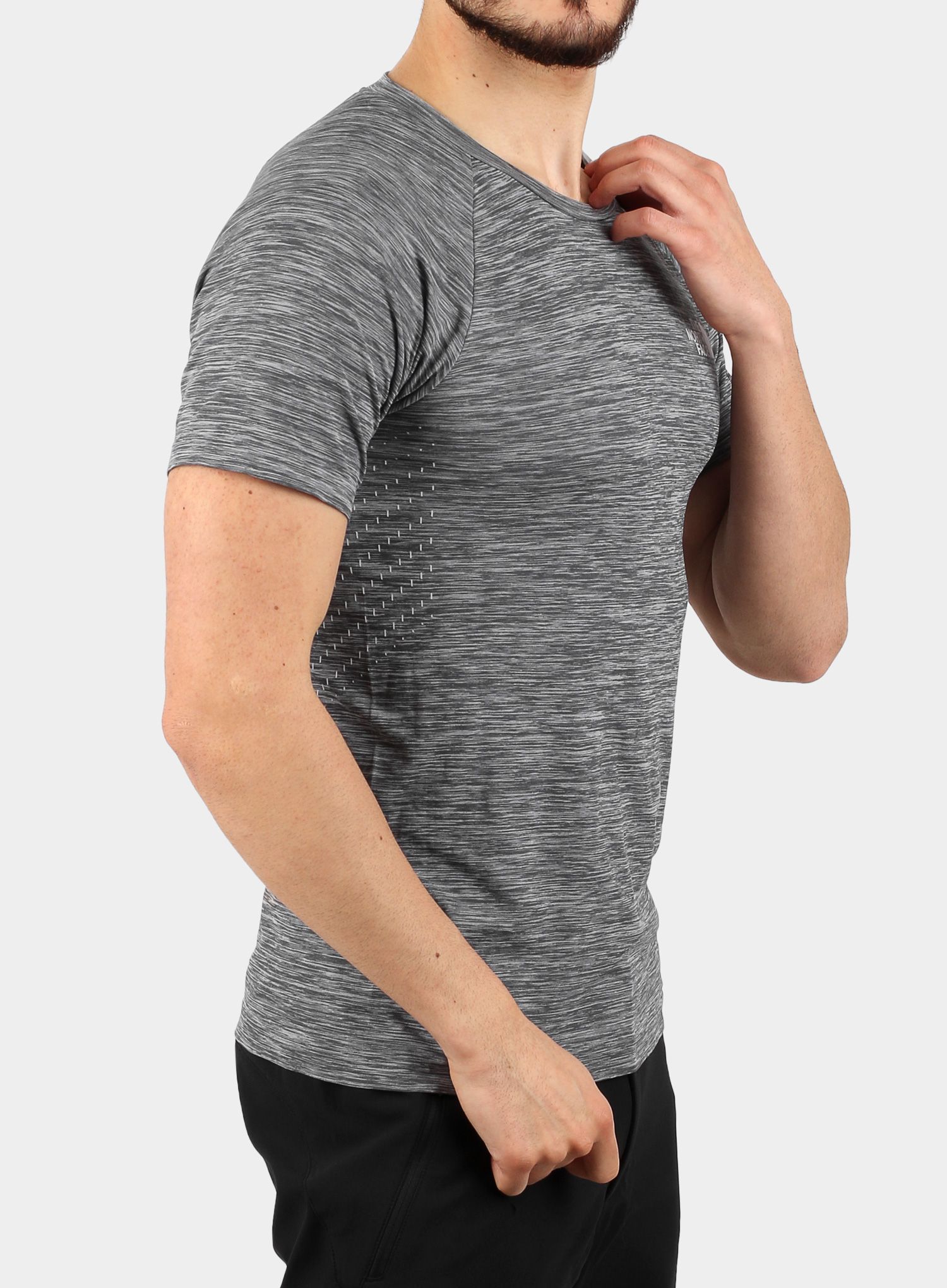 Тениска The North Face Impendor Seamless Tee - blk white/white