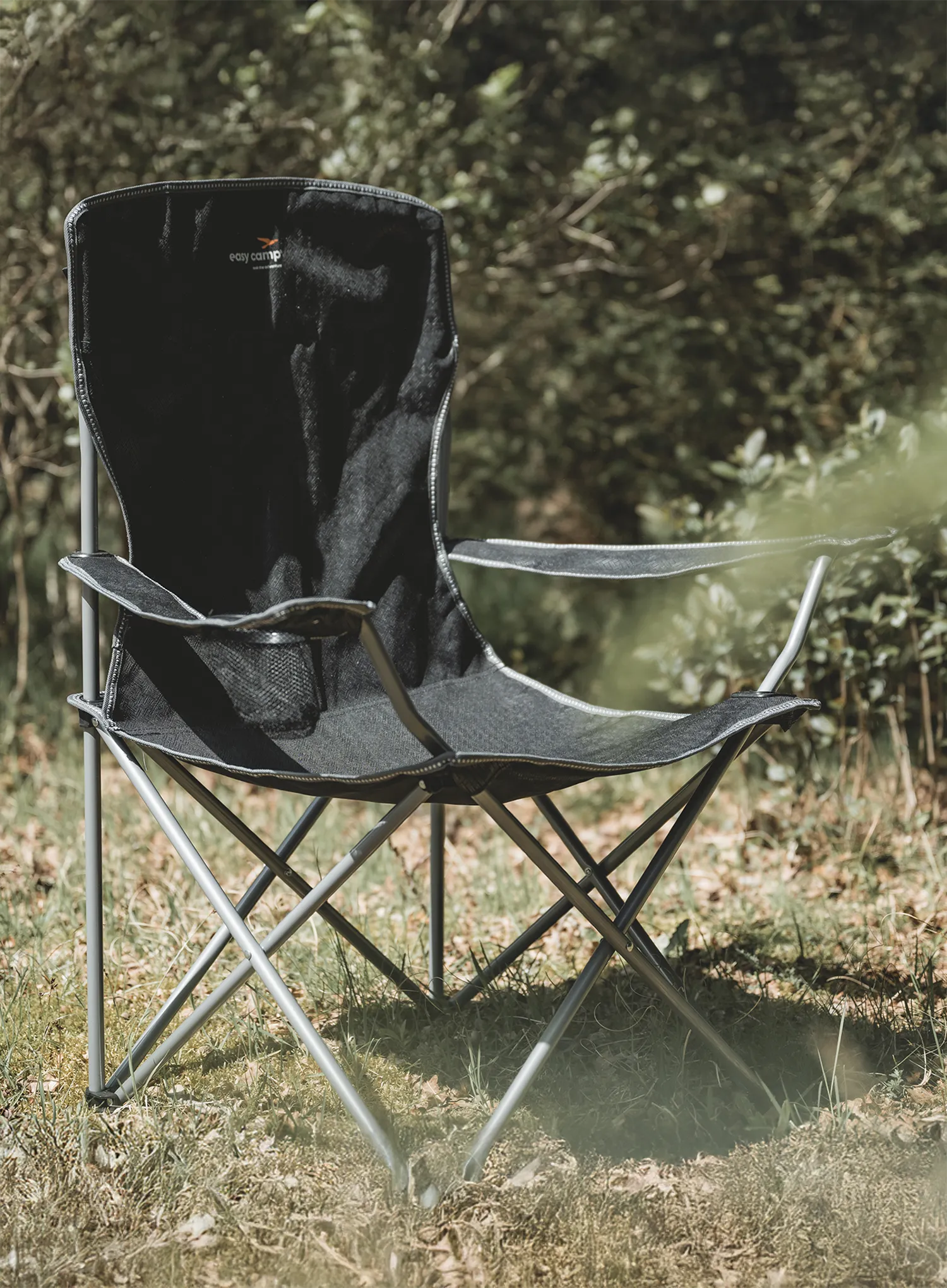 Стол за къмпинг Easy Camp Spruce Arm Chair - ink black