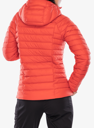 Дамско пухено яке Patagonia Down Sweater Hoody - sizzle red