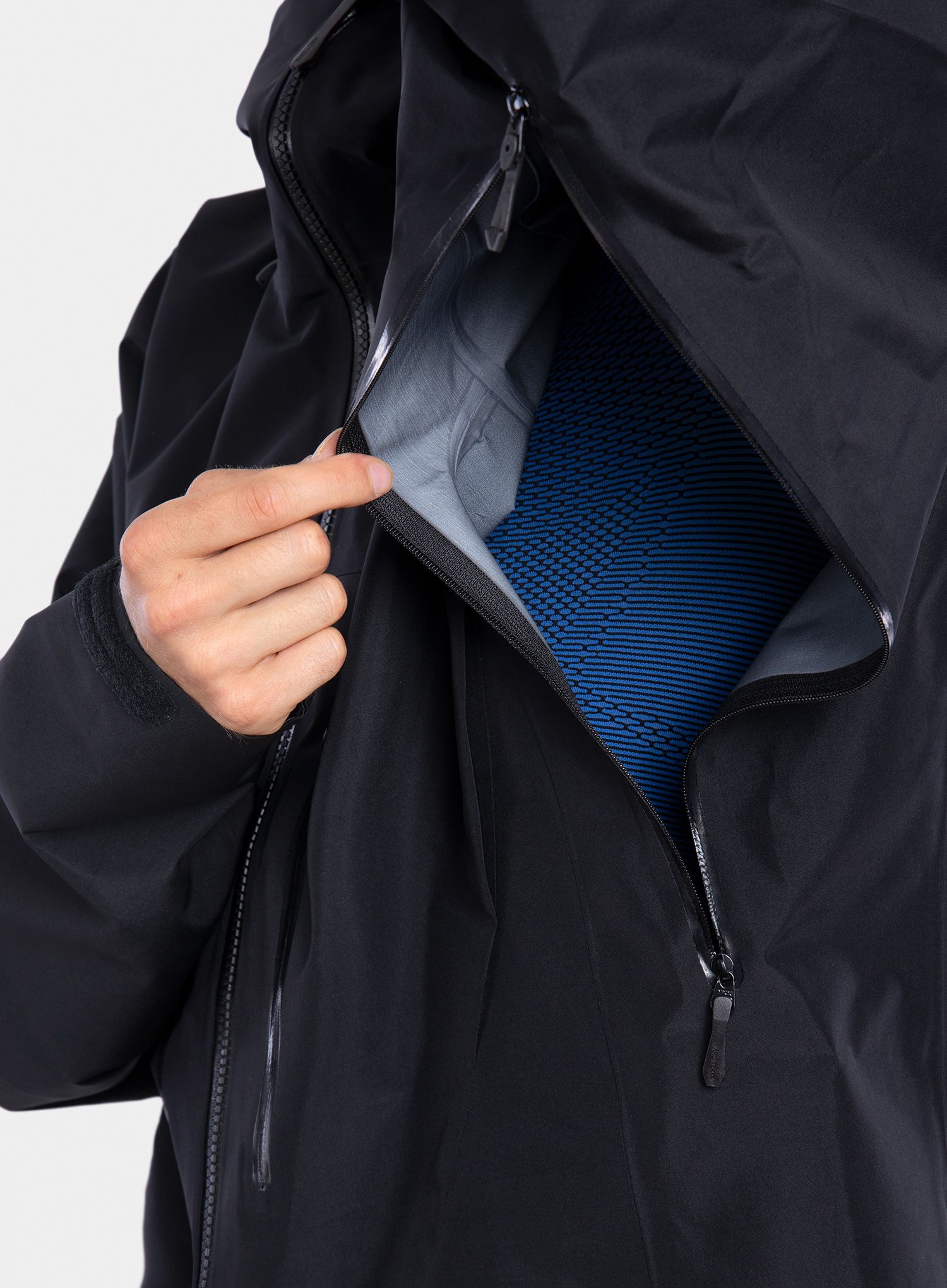 Яке Arcteryx Alpha SV Jacket - 24k black