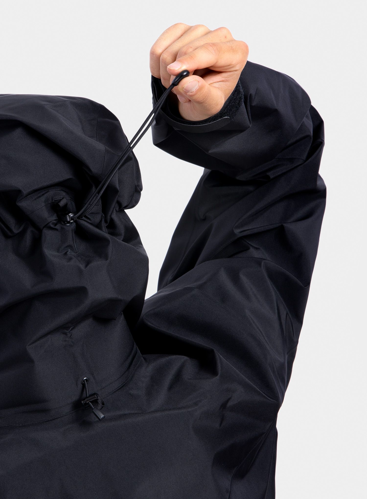 Яке Arcteryx Alpha SV Jacket - 24k black