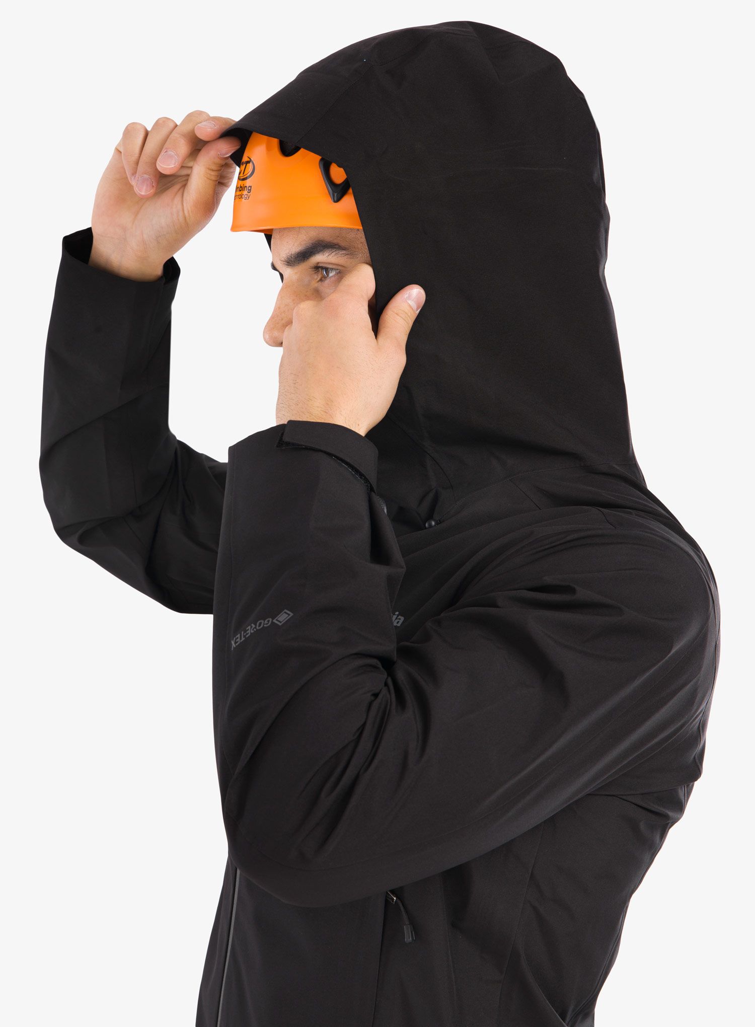 Яке GORE-TEX Patagonia Triolet Jacket - black