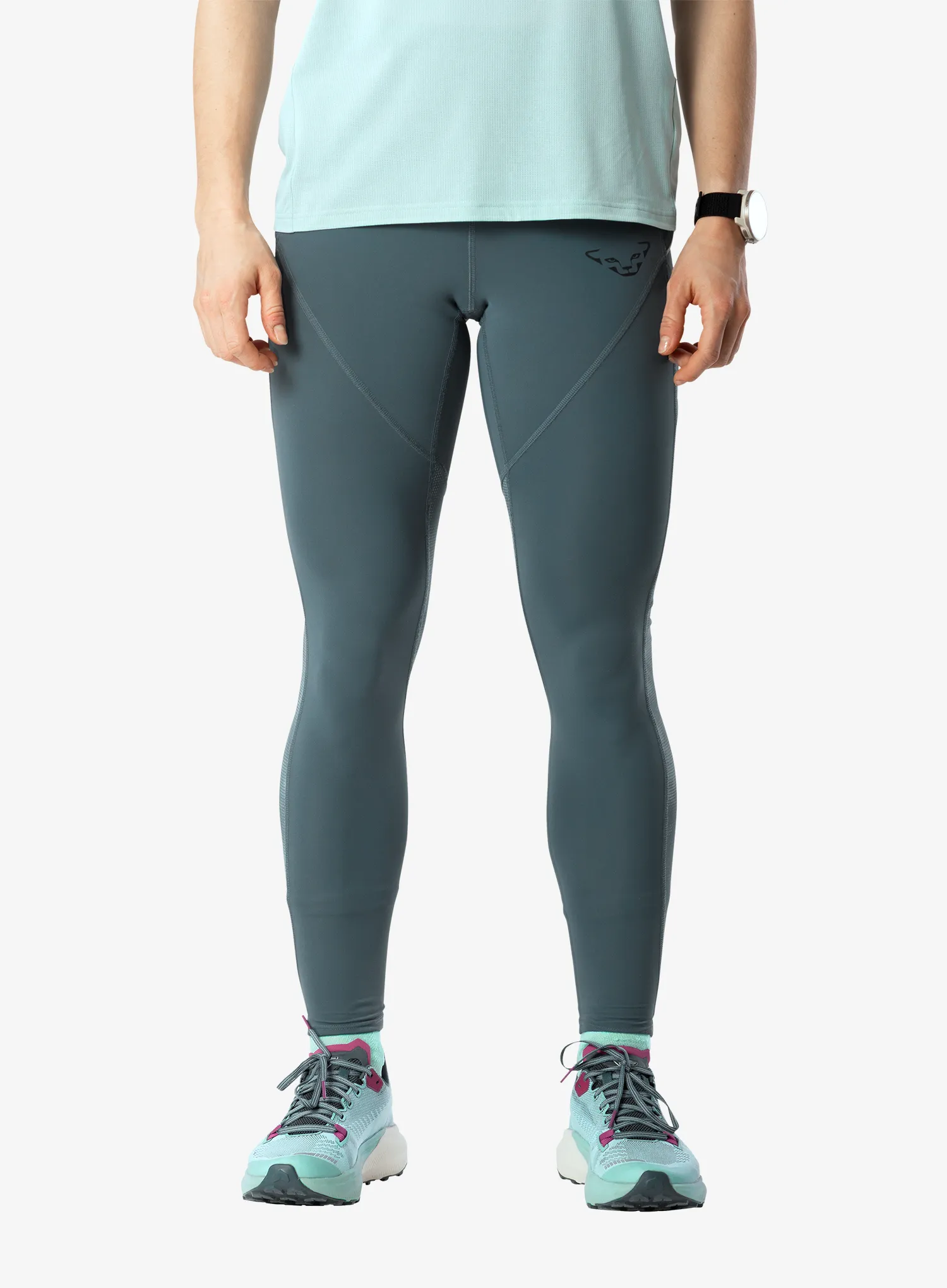 DynafitTrailReflectiveTights_cinder_fw26_236.webp