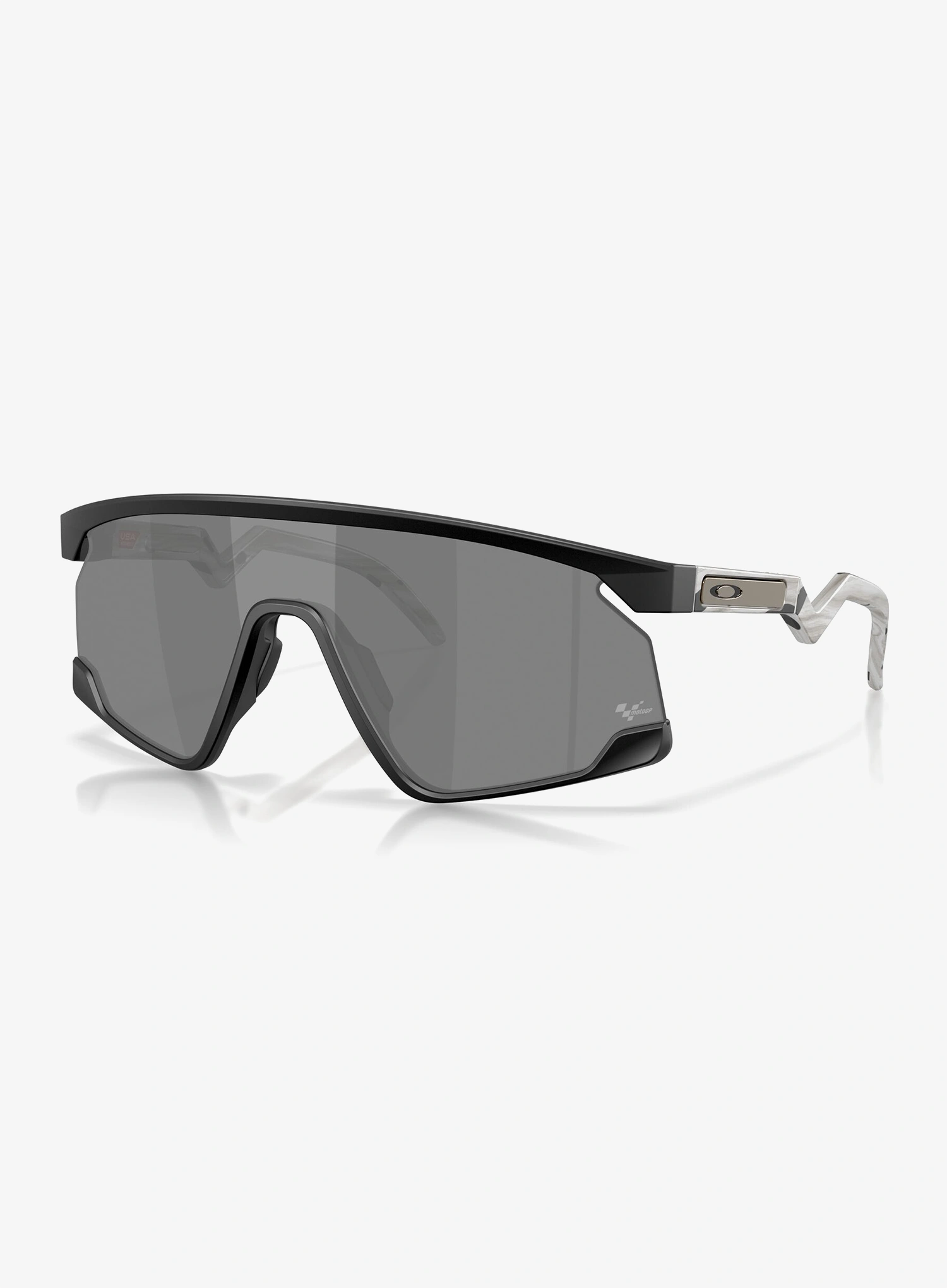 OakleyBXTR_matteblack_prizmblack_962.webp