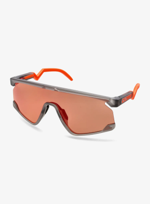 OakleyBXTR_mattegreyprizmtrailtorch_888392640284a.webp