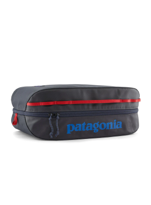 PatagoniaBlackHoleCube14L_smolderblueamanitared_198077741954_081.webp