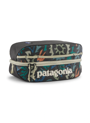 PatagoniaBlackHoleCube6L_kaleido_black_706.webp