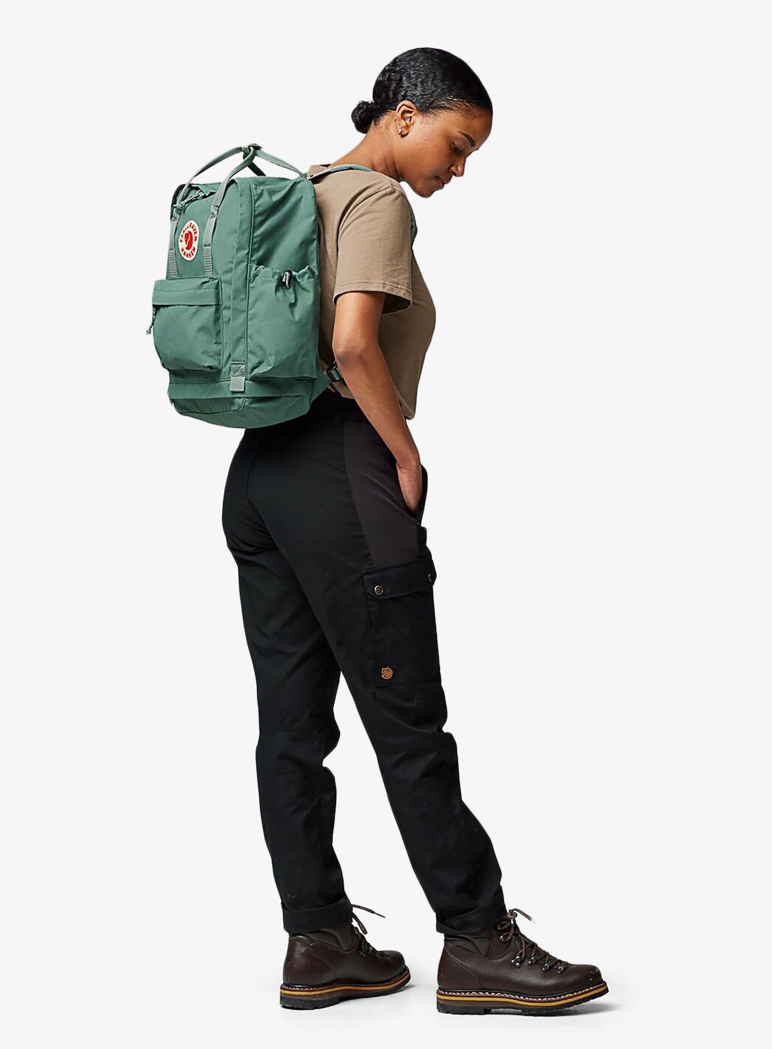 Градска раница Fjallraven Kanken Outlong - frost green