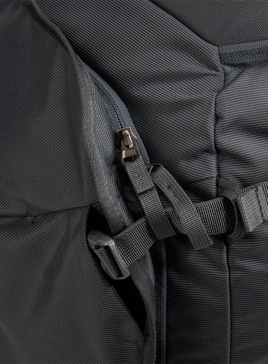 Раница за пътуване Thule Landmark 70L - obsidian