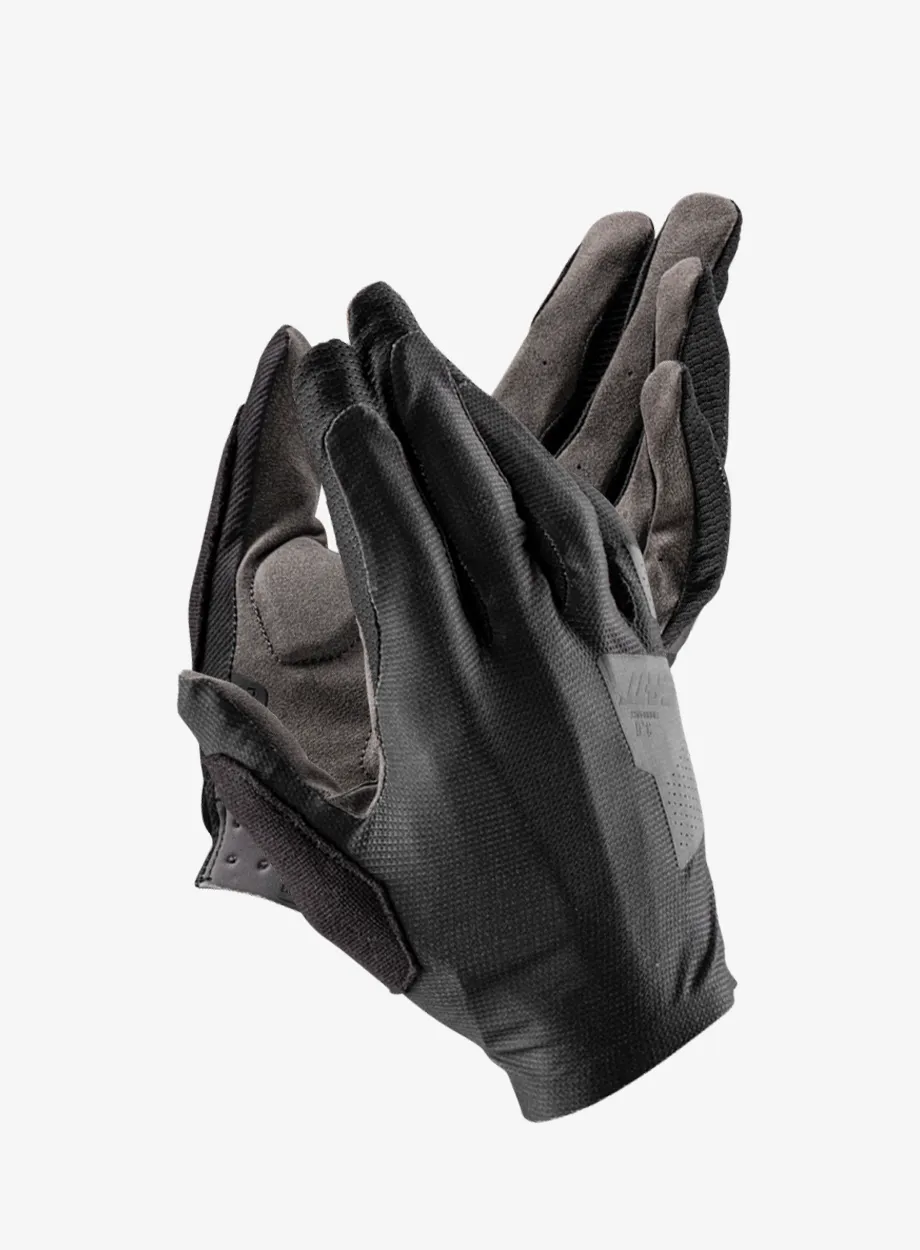 qweLeattMTB30Endurance_stealthblackgrey6009556560192a.webp