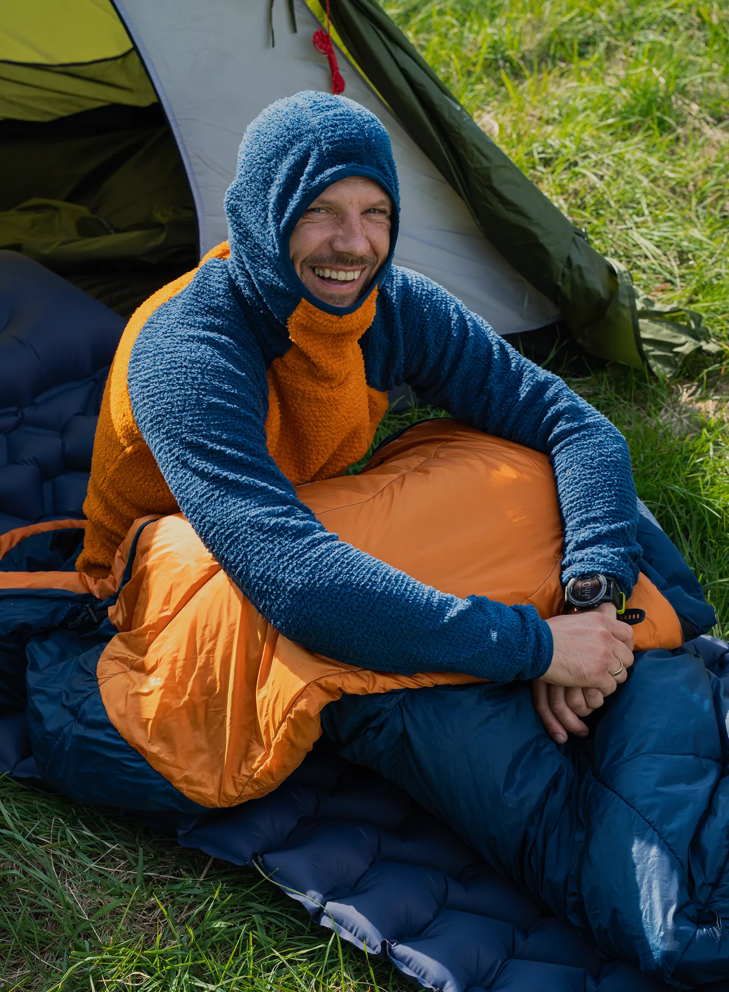 Синтетичен спален чувал Alpinus Ultralight Pro 850 - navy