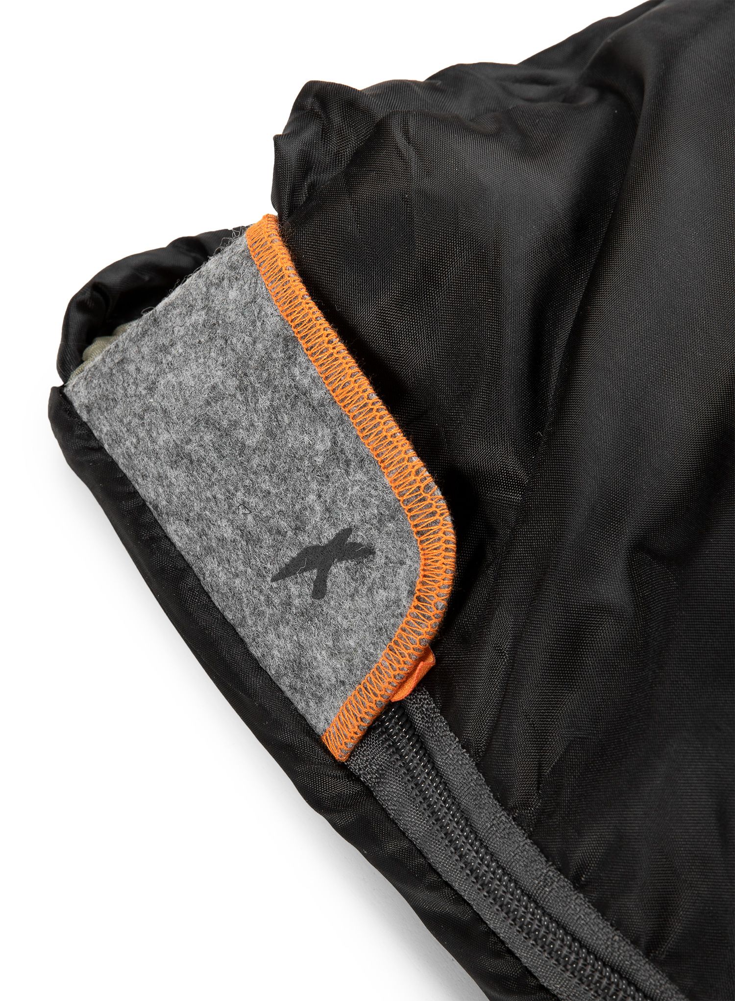 Синтетичен спален чувал Easy Camp Chakra (190 cm) - black