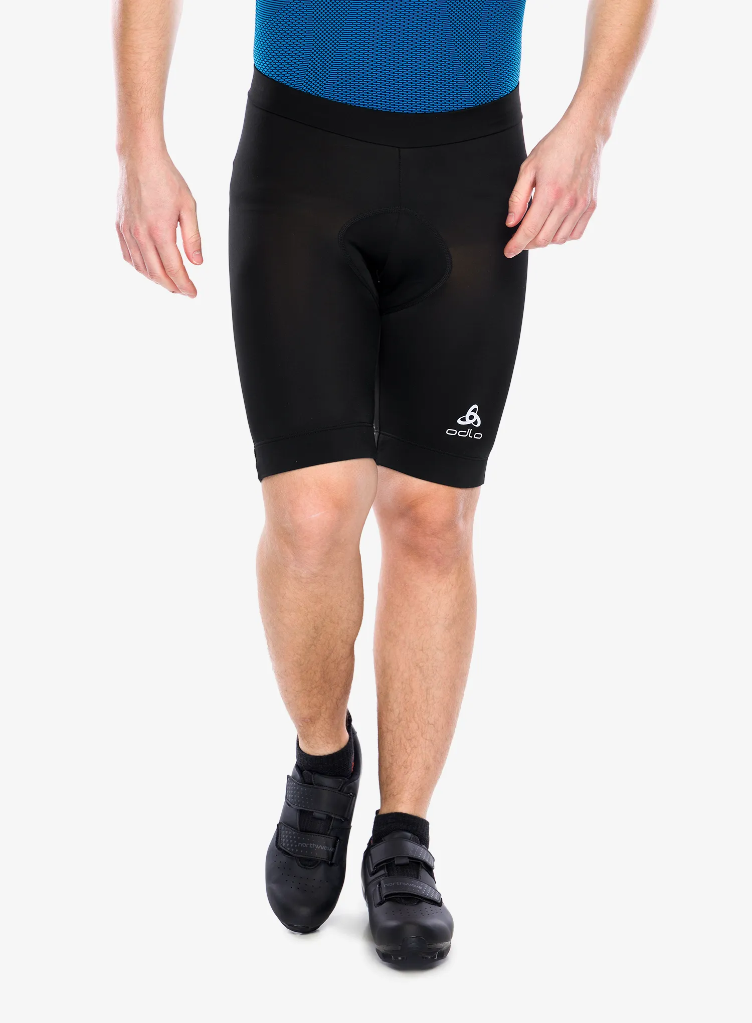 OdloEssentialTightsShort_black_7617977009429_044.webp