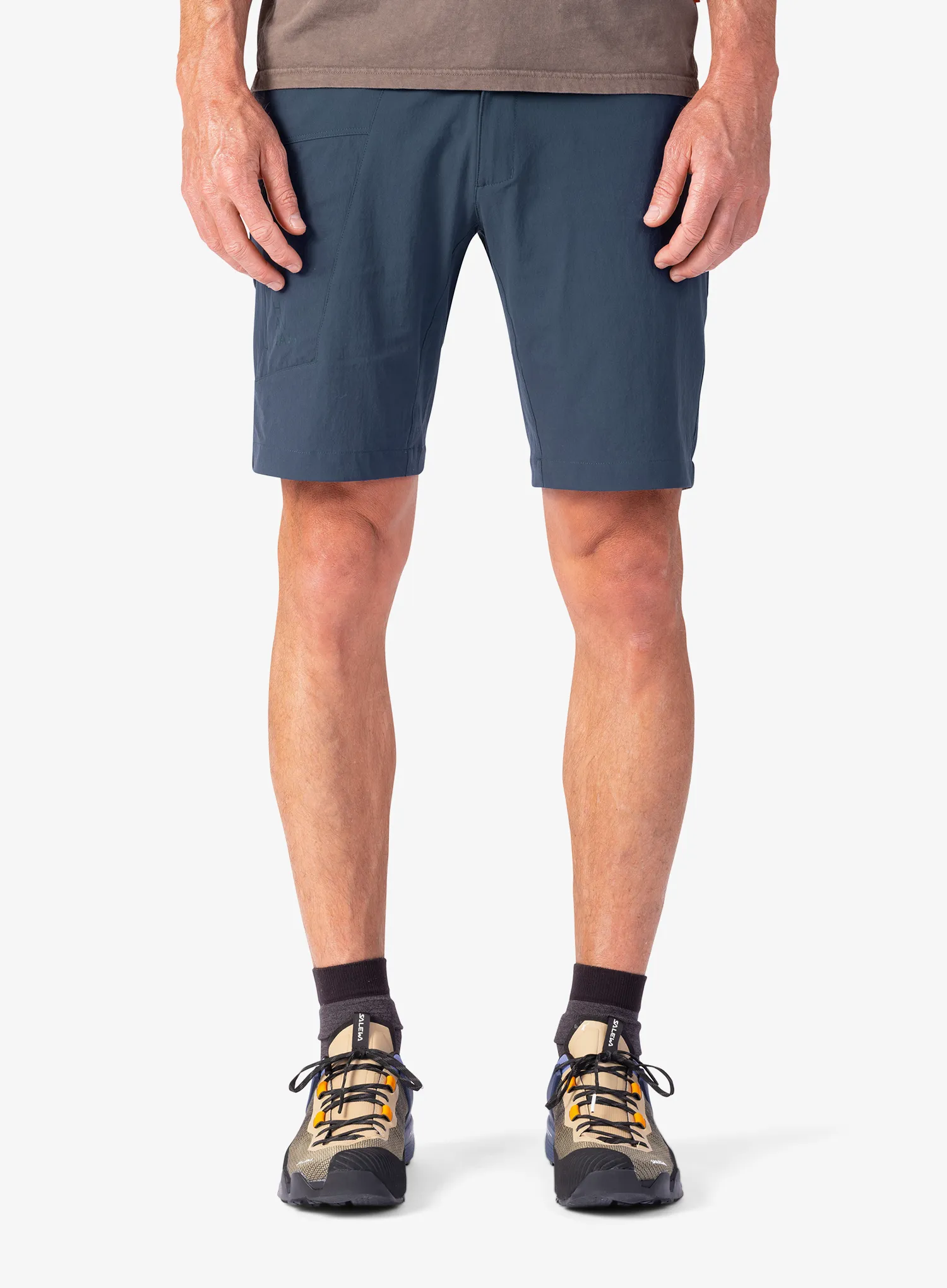 qwe_HannahNairiIImidnightnavy_blue_8591203691154a.webp