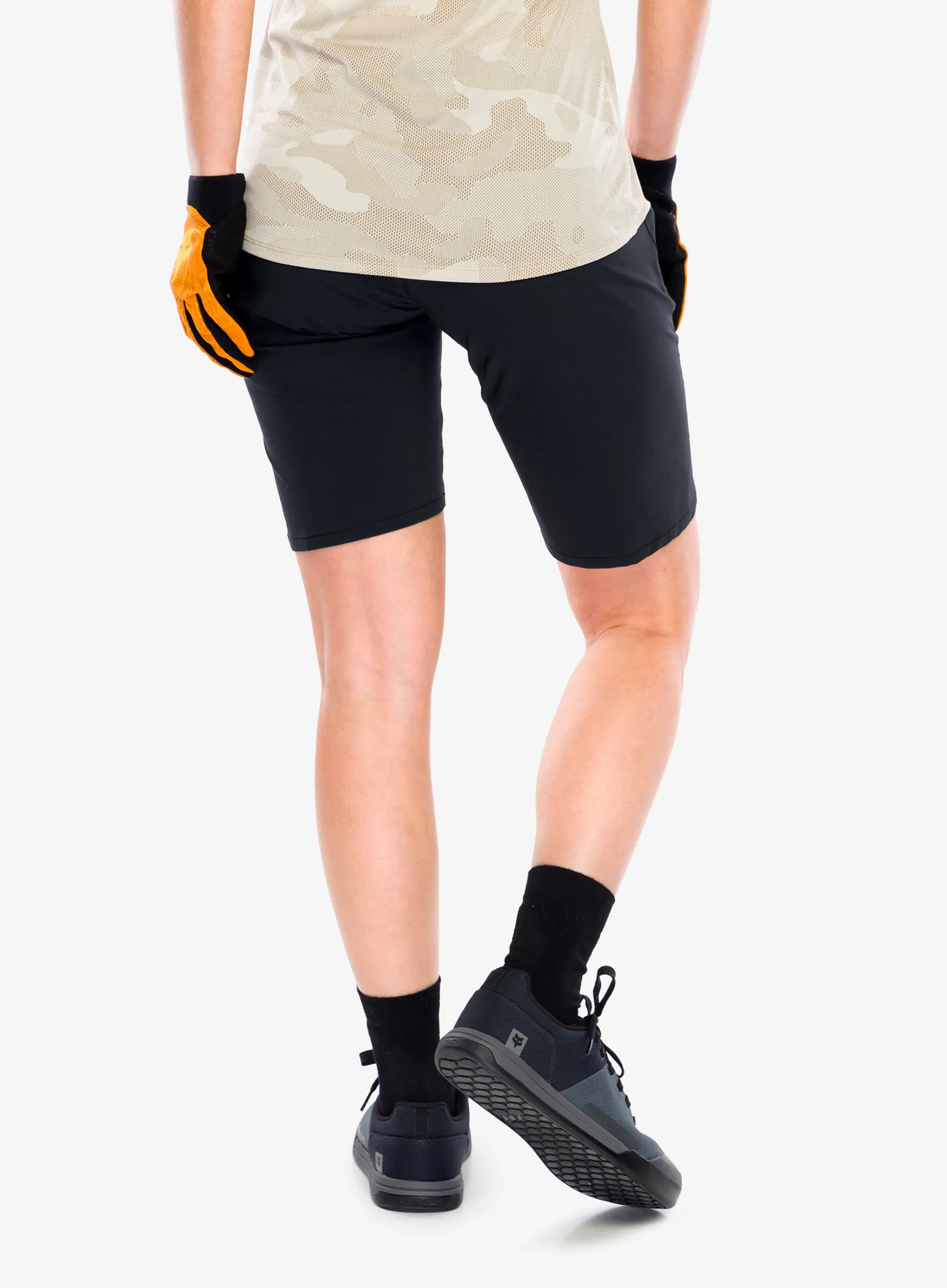 Дамски къси панталони за колоездене Fox Ranger Short - black