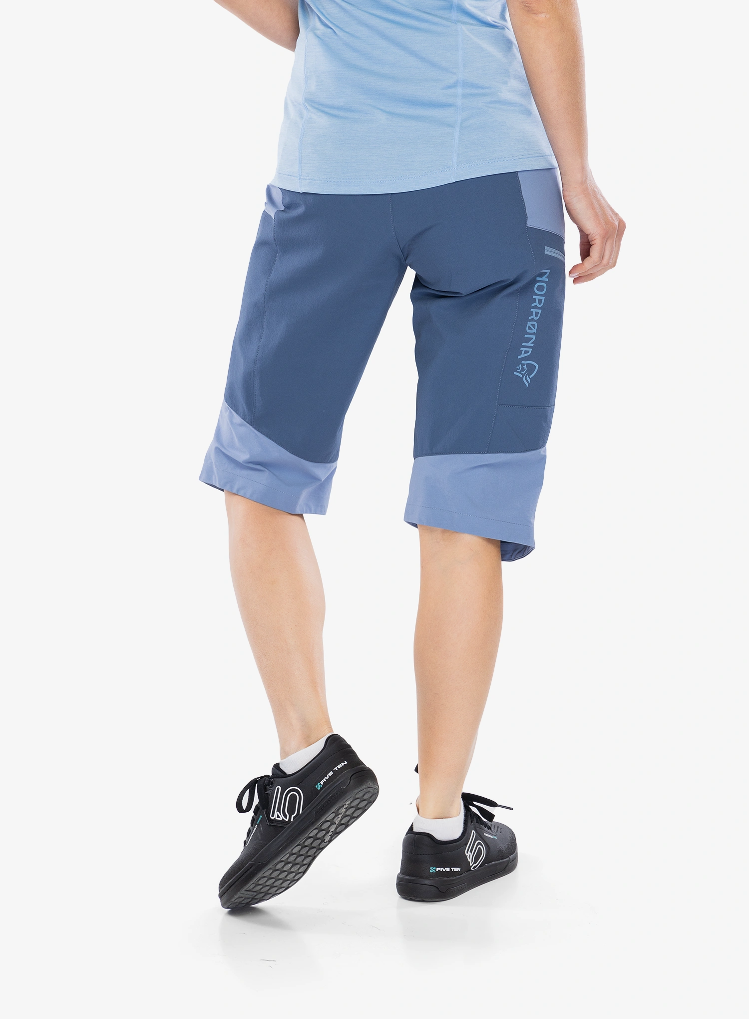 Дамски къси панталони за колоездене Norrona Fjora Flex1 Shorts - infinity