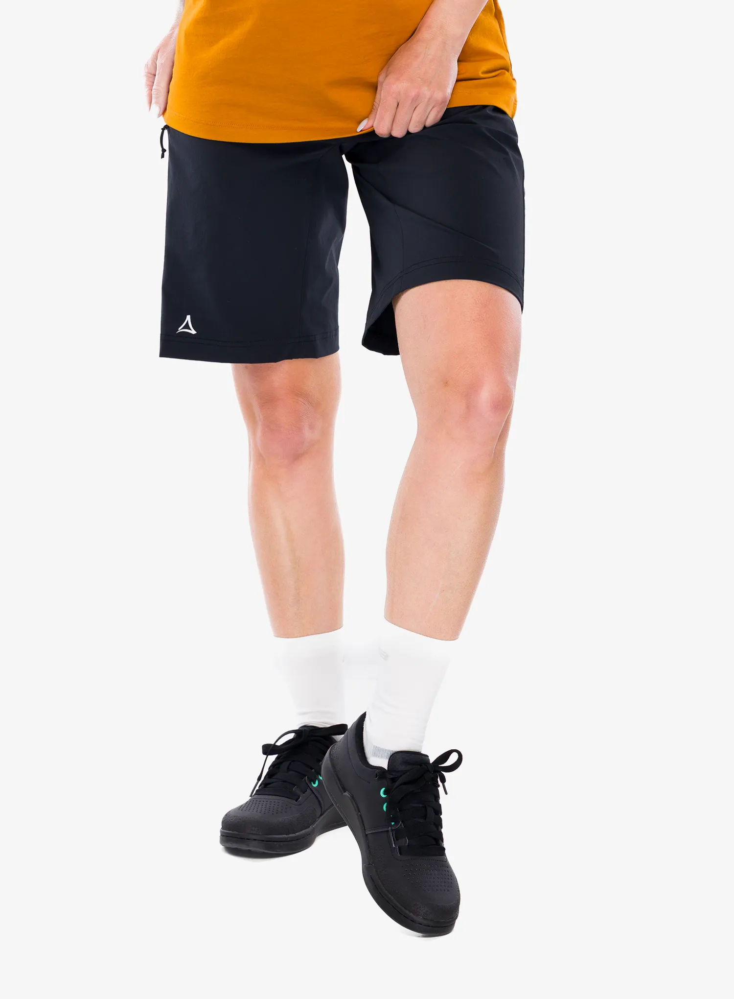 SchoffelShortsDanube_blac4061636856863a.webp