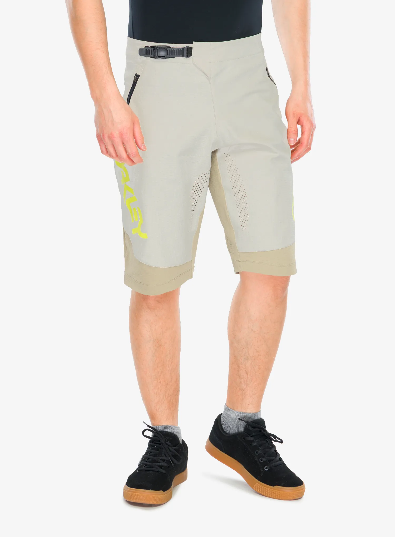 OakleyMavenScrubShortmist8056153612241a.webp