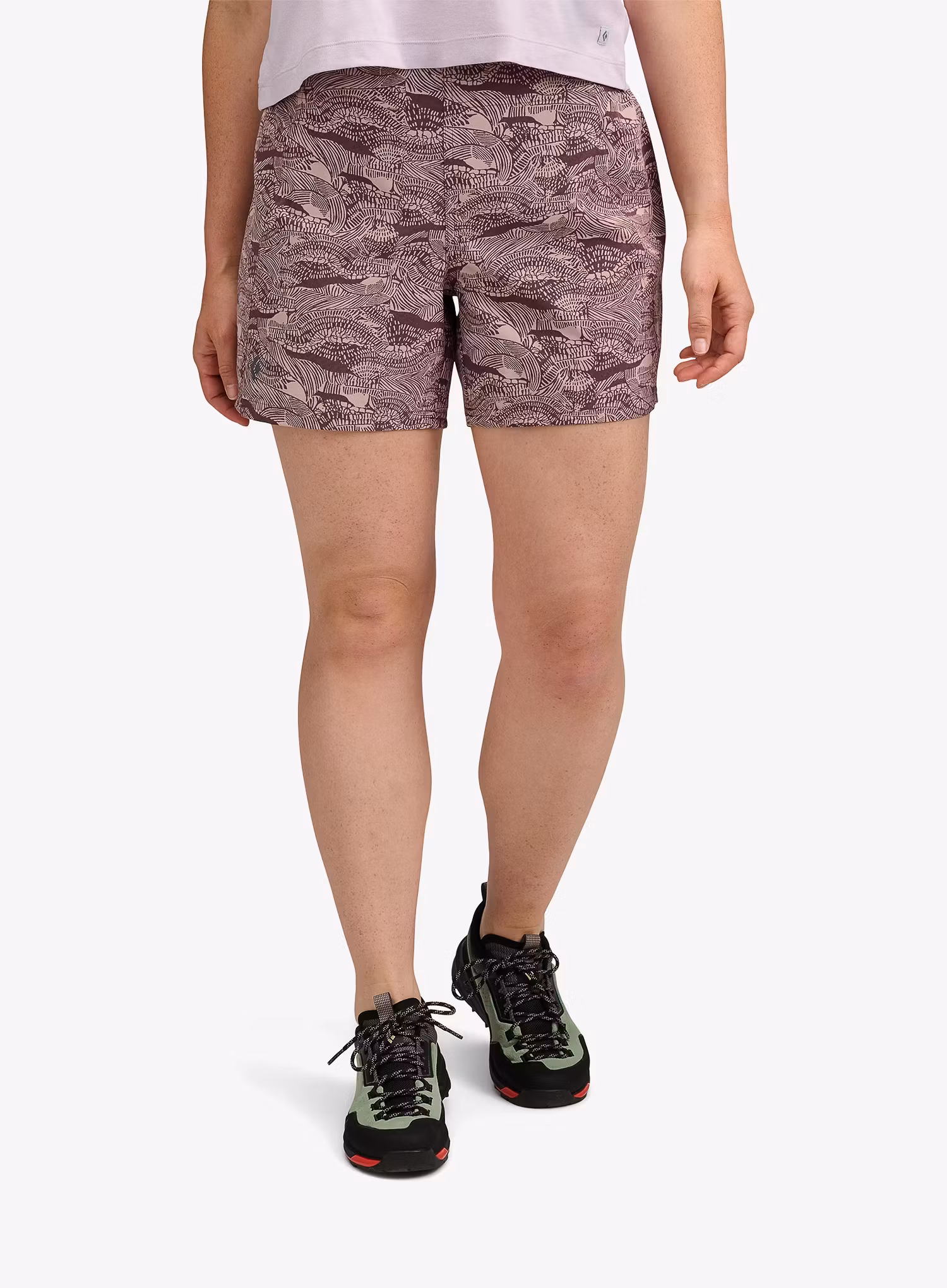 qweBlackDiamondSierraShortsrockgardenfig793661728429a.webp