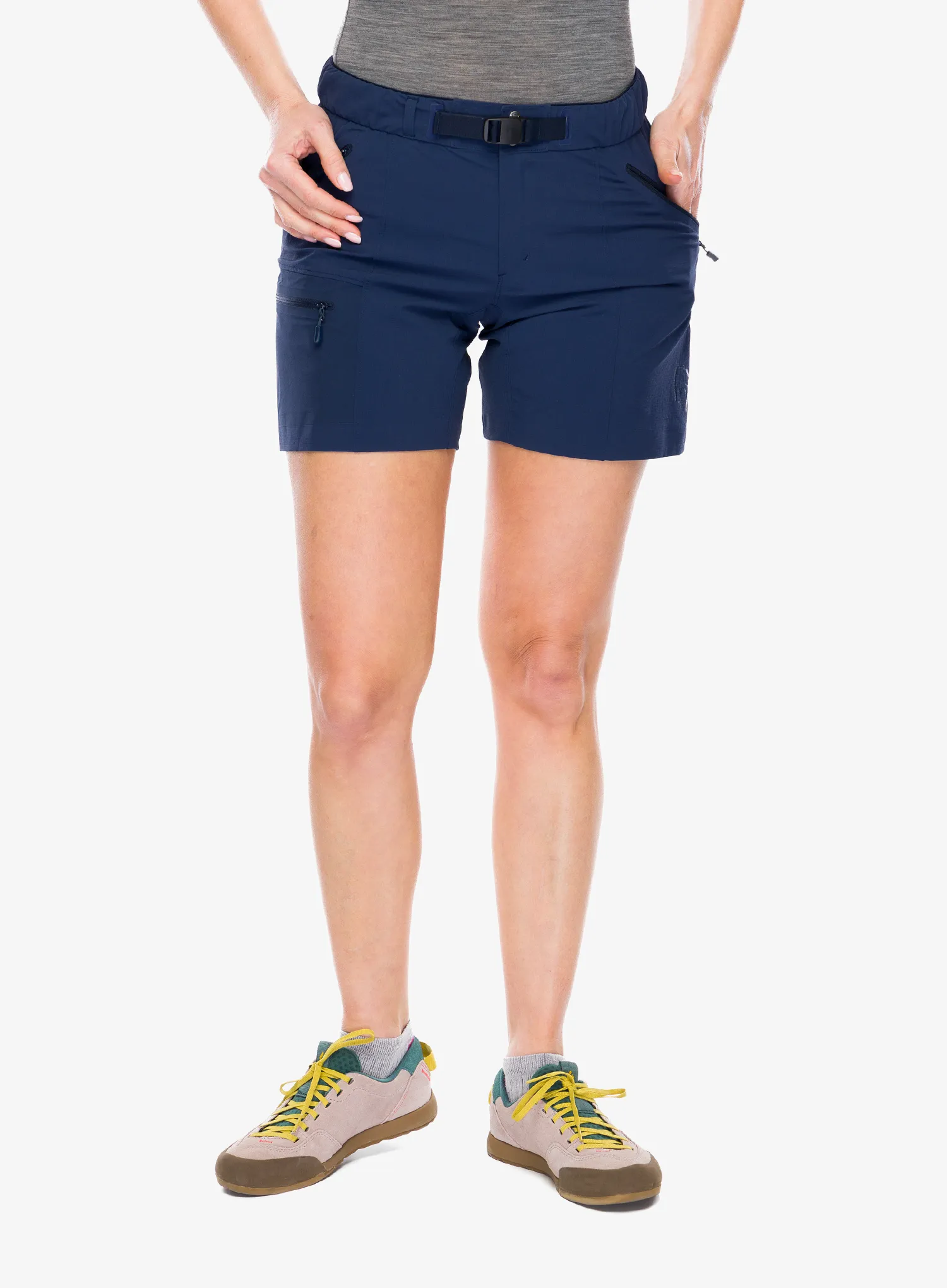 NorronaFalketindFlex1LightShorts_indigonightblu7042698511942a.webp