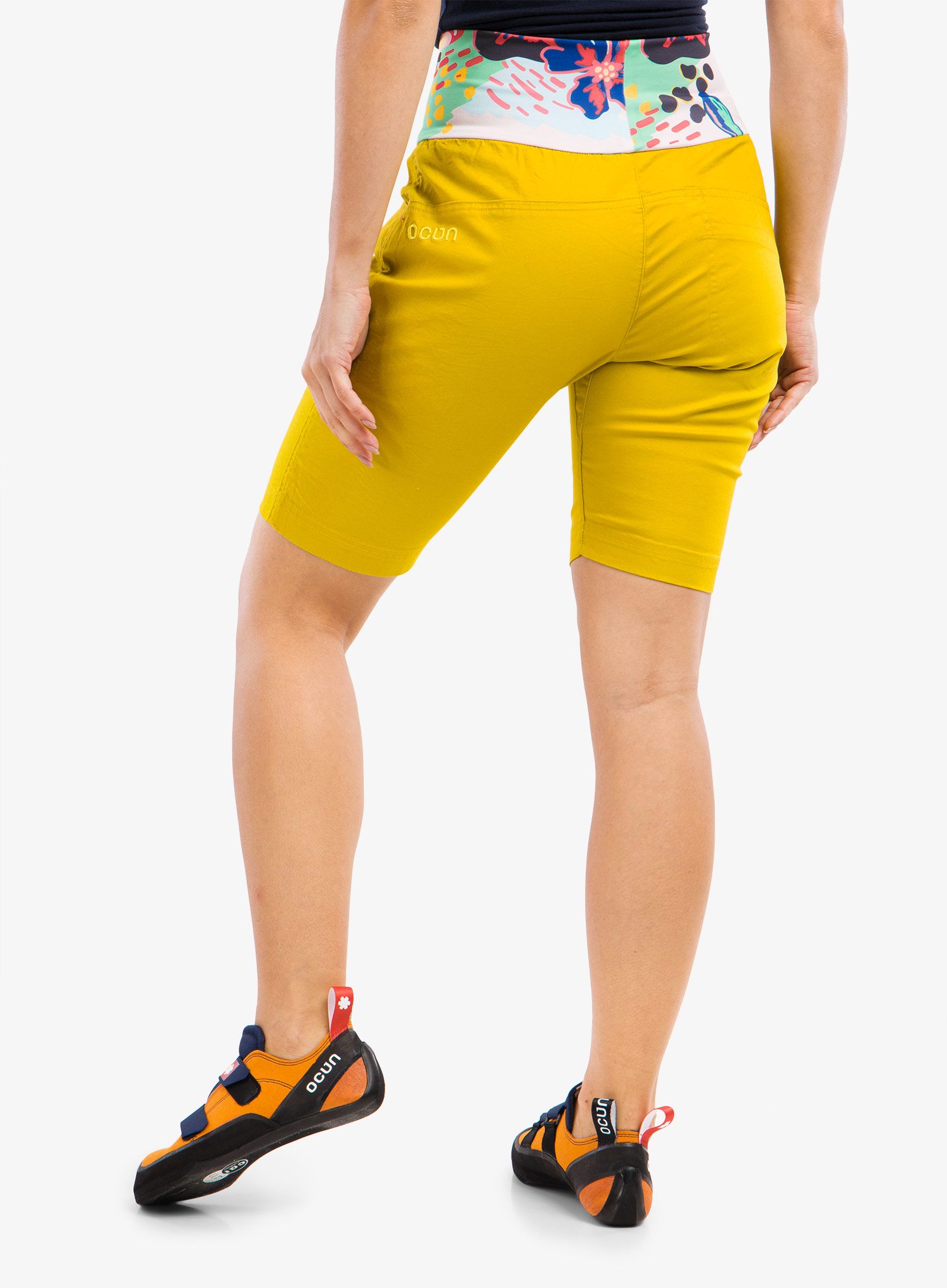 Дамски къси панталони за катерене Ocun Sansa Shorts - yellow antique moss