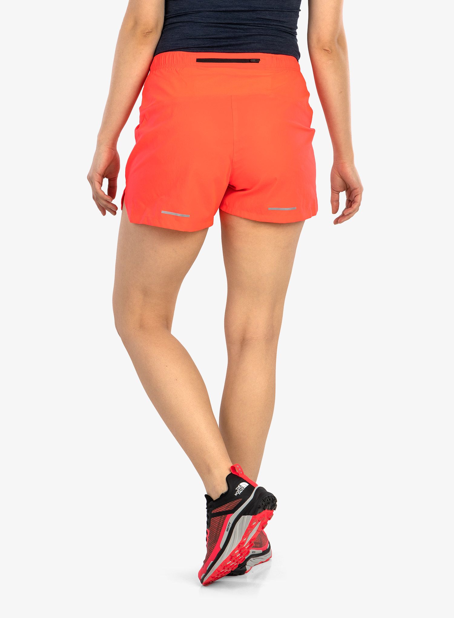 Дамски къси панталони за бягане The North Face Movmynt Shor - brilliant coral