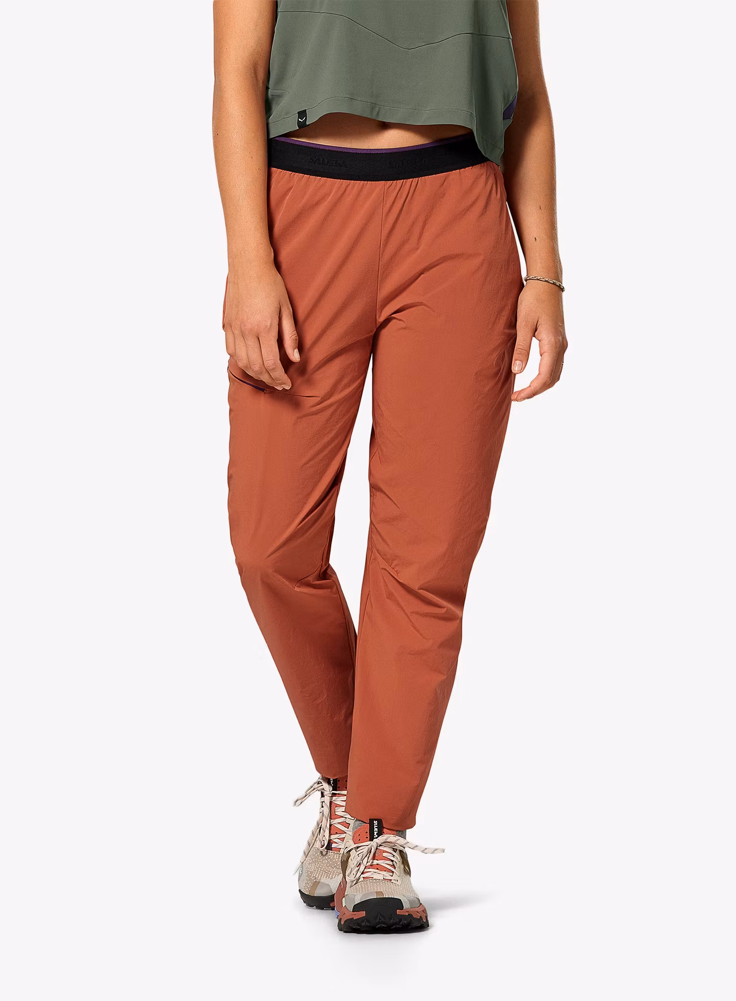 SalewaPedroc3DstLightPant_etruscanred_066.webp