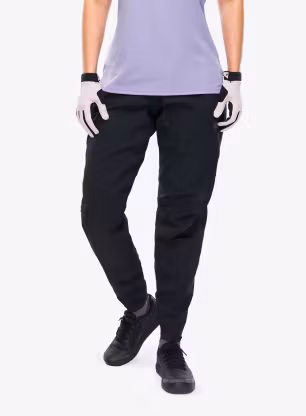 FoxDefendPantblackblack191972874123a.webp